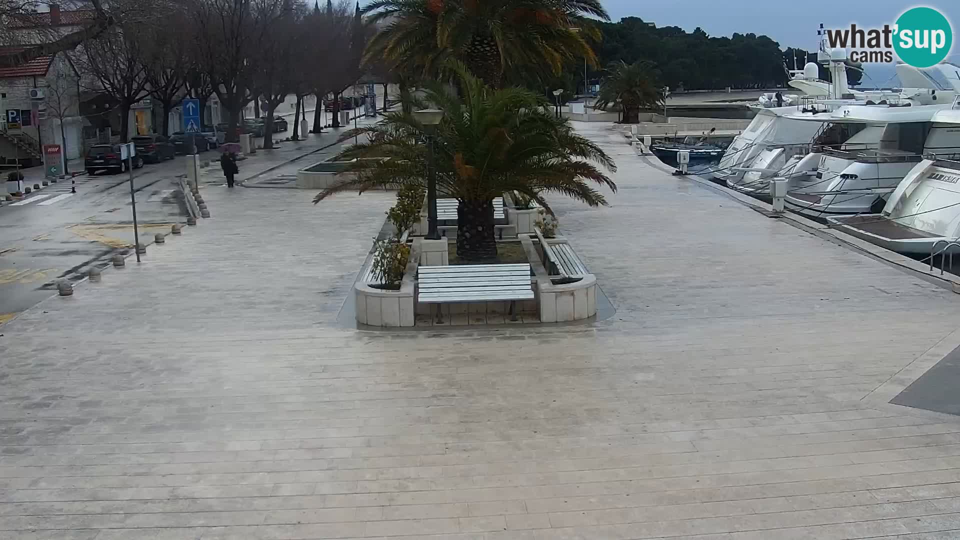 Baška Voda promenade webcam