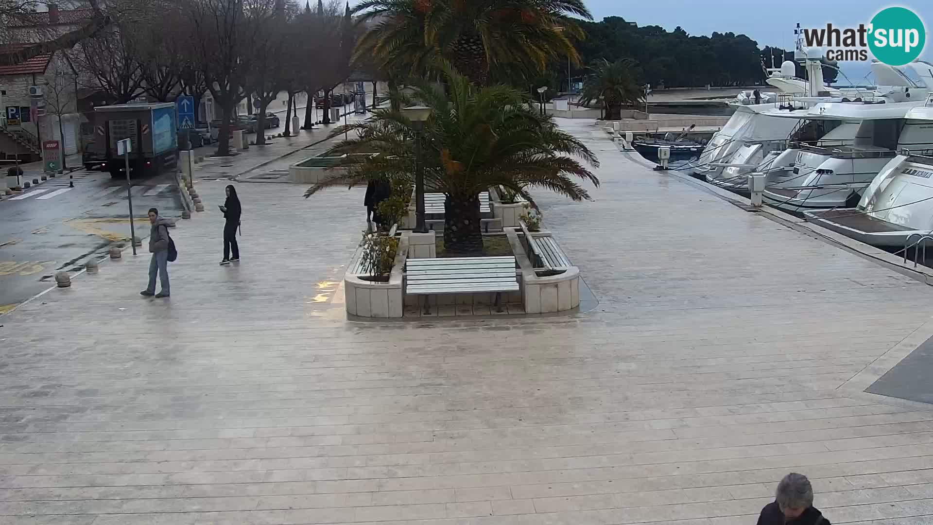 Baška Voda promenade webcam