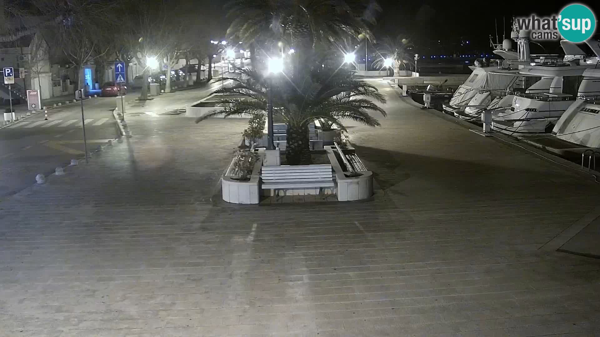 Baška Voda promenade webcam