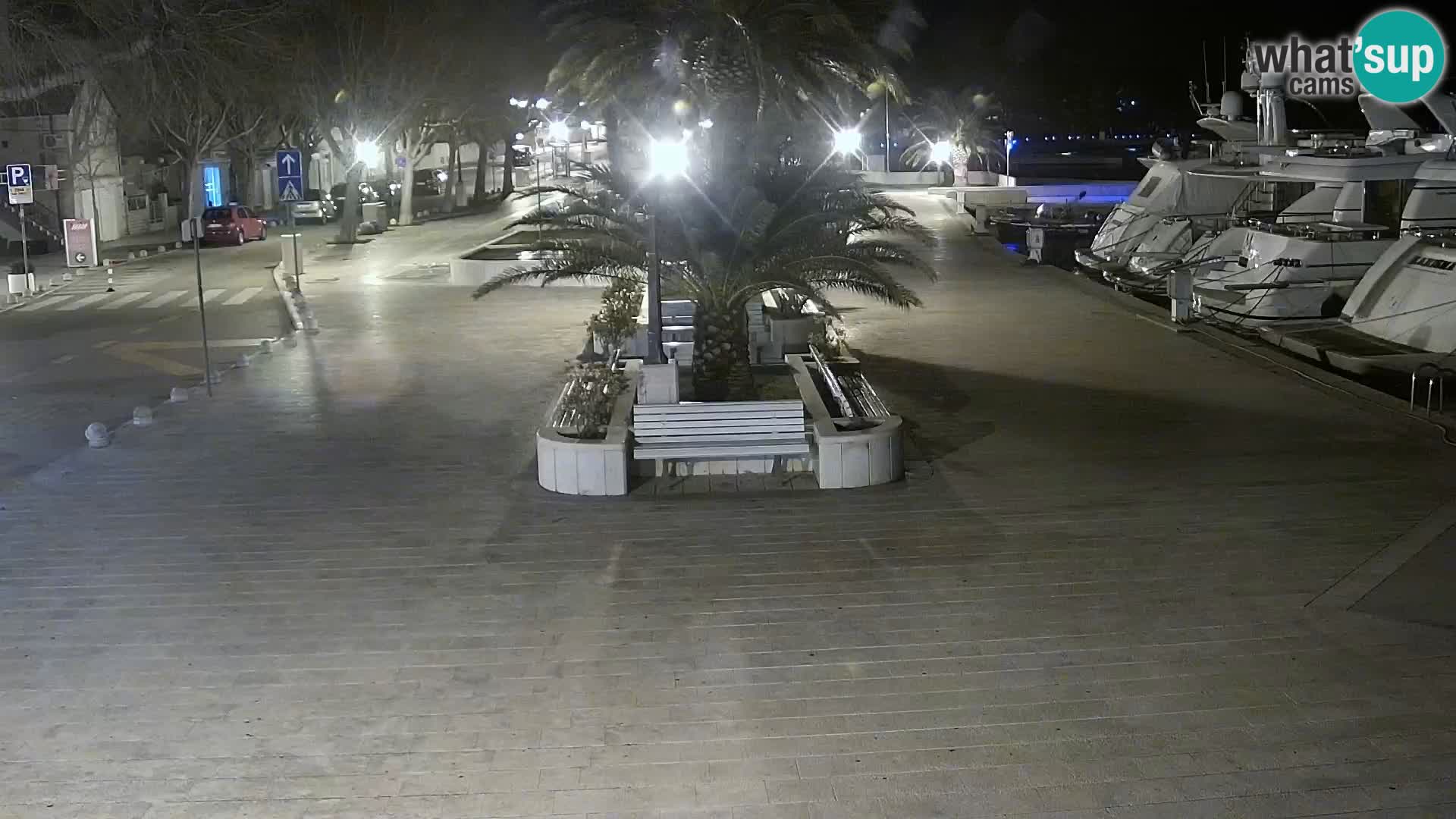 Baška Voda promenade webcam