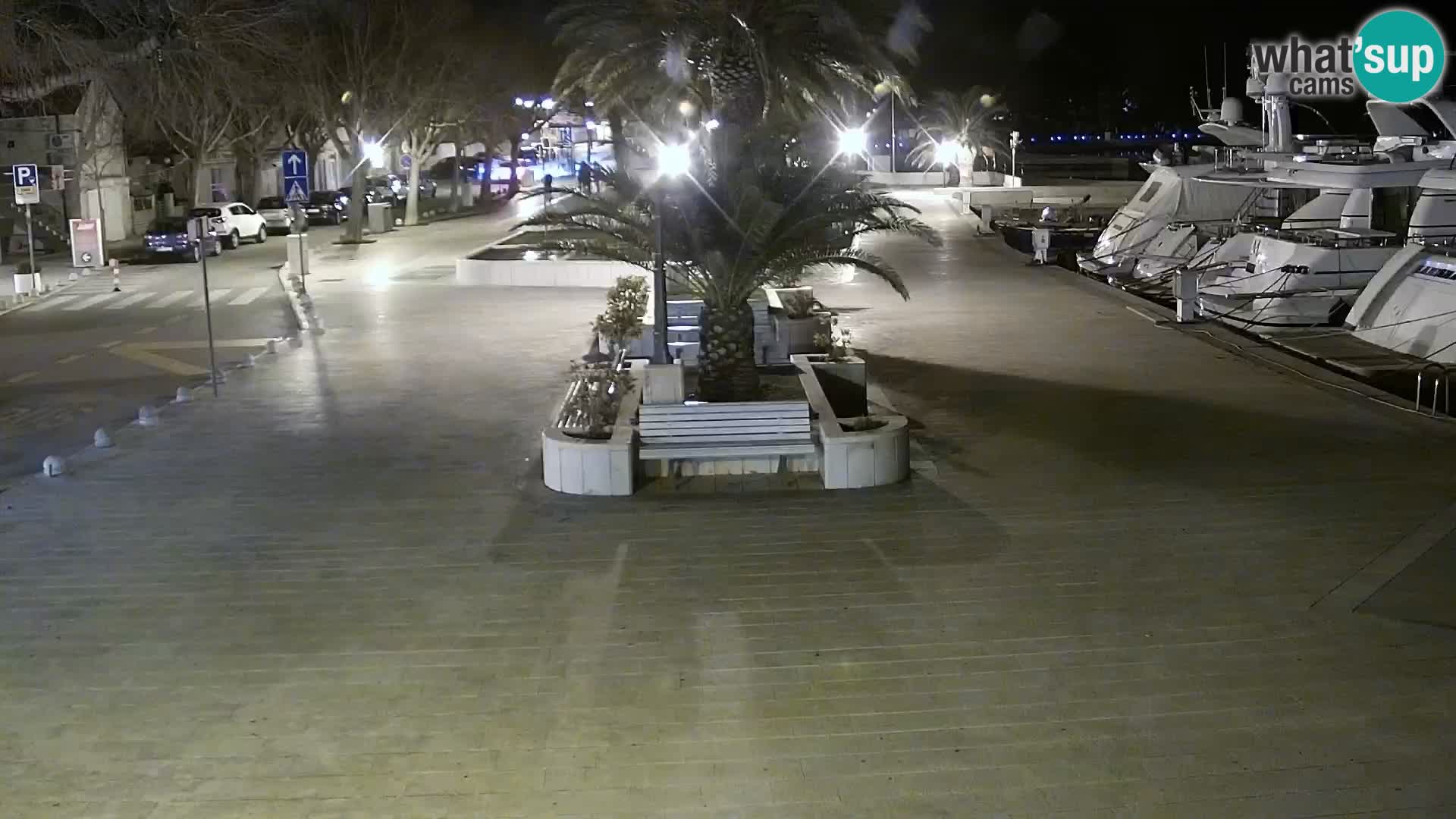 Baška Voda promenade webcam