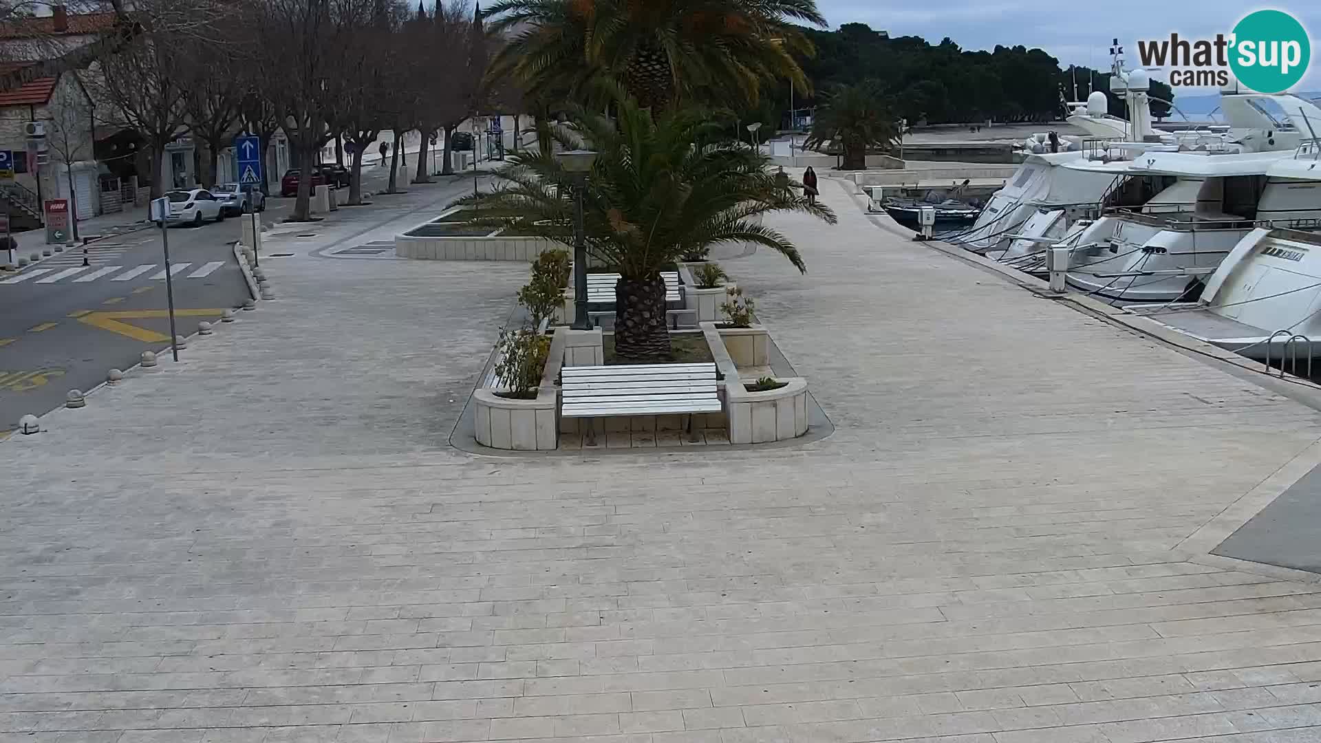 Baška Voda promenade webcam