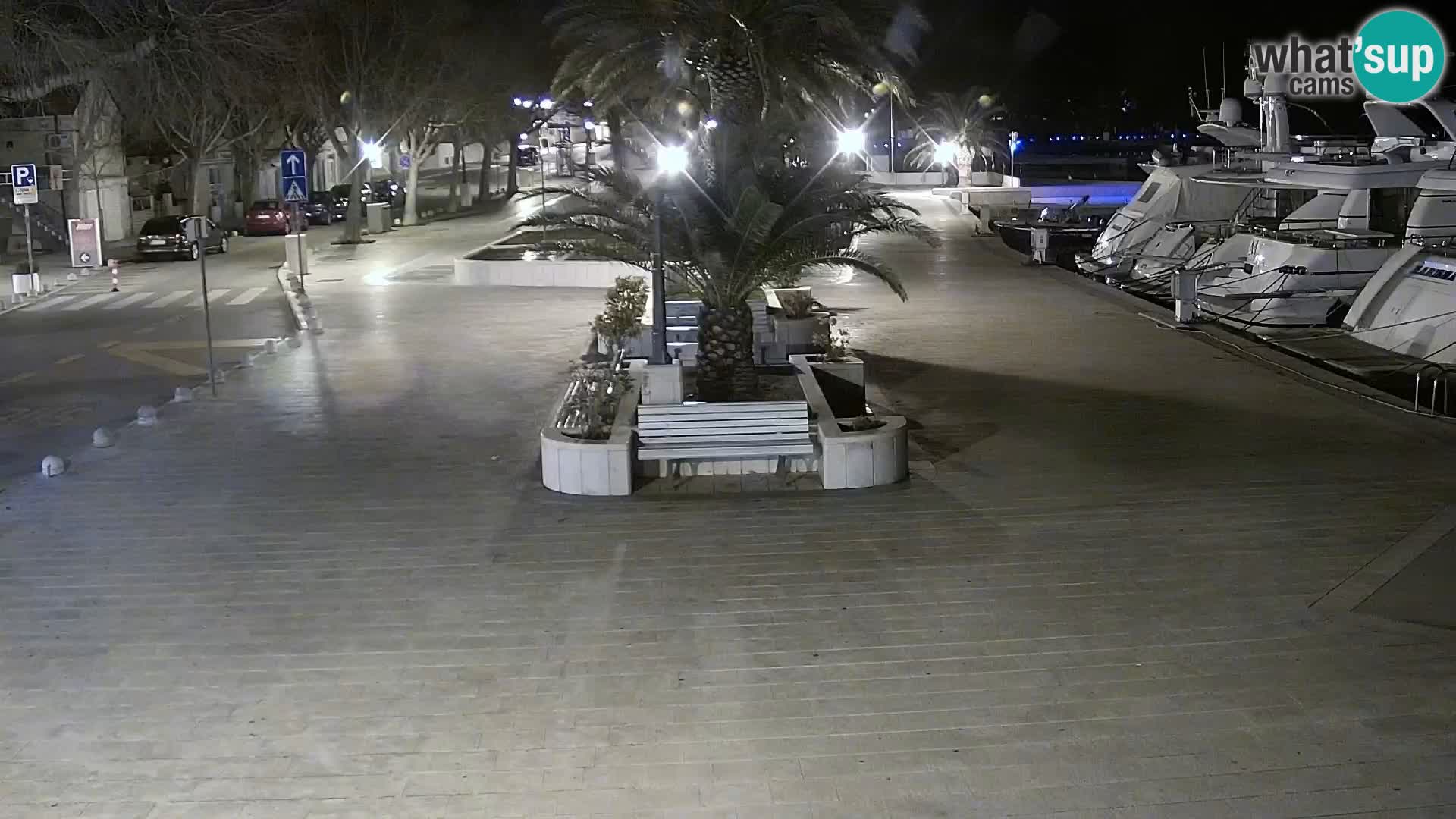 Baška Voda promenade webcam