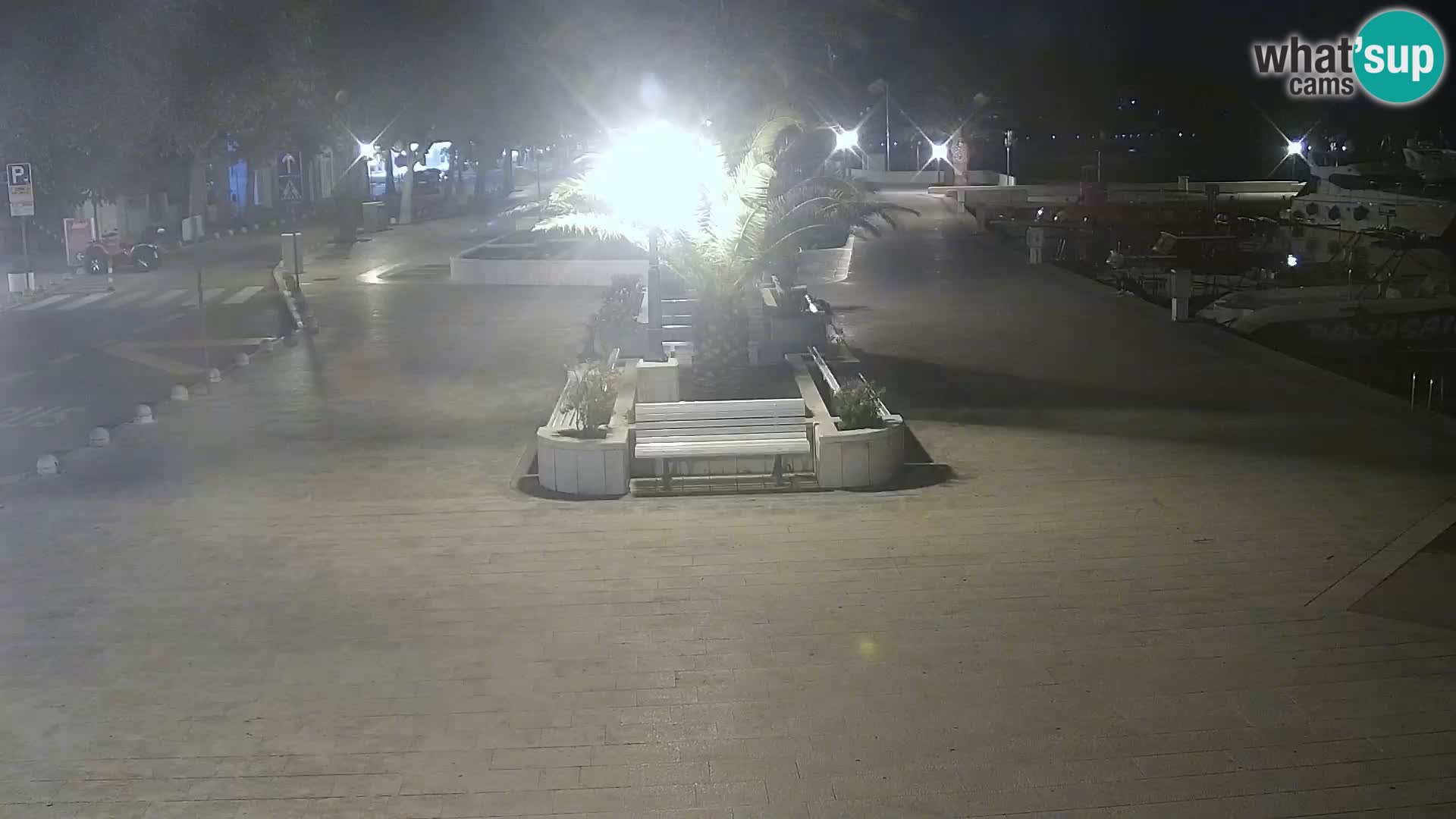 Baška Voda promenade webcam