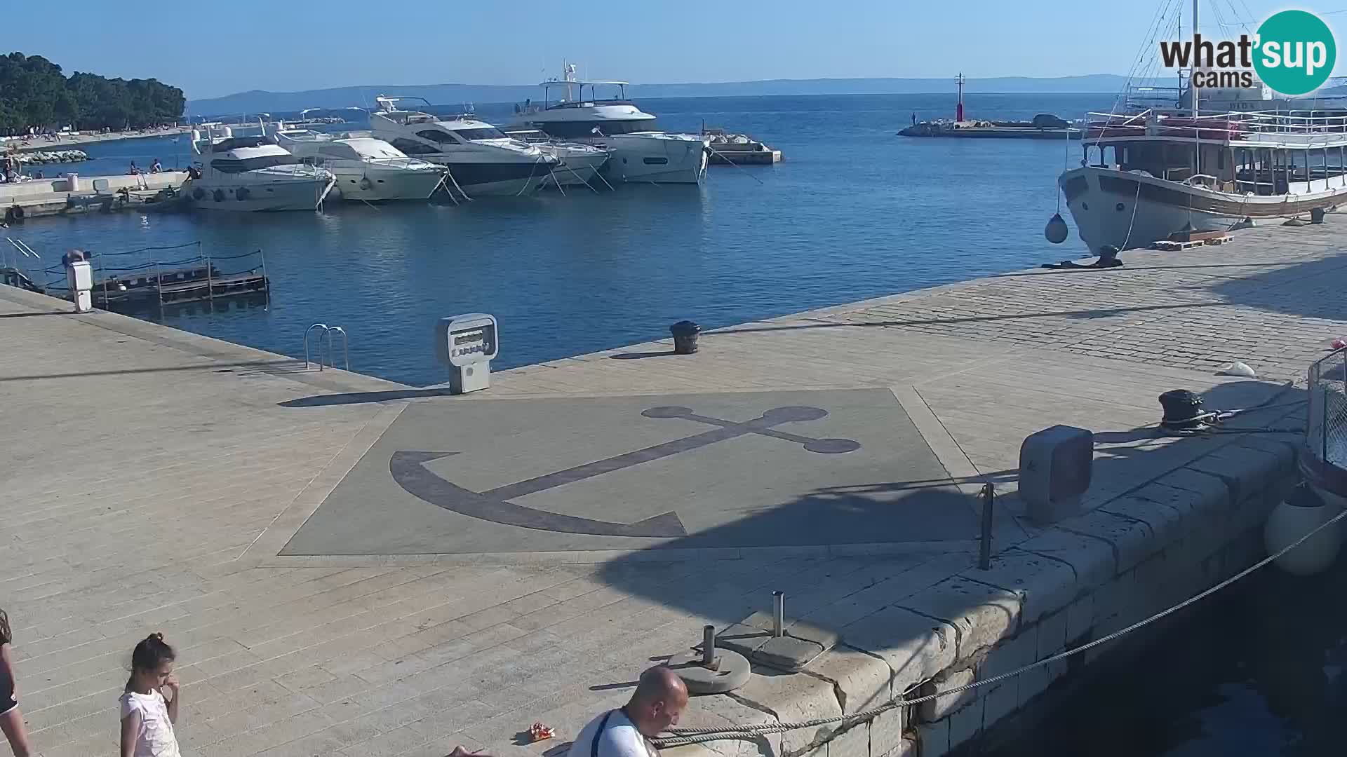 Baška Voda promenade webcam