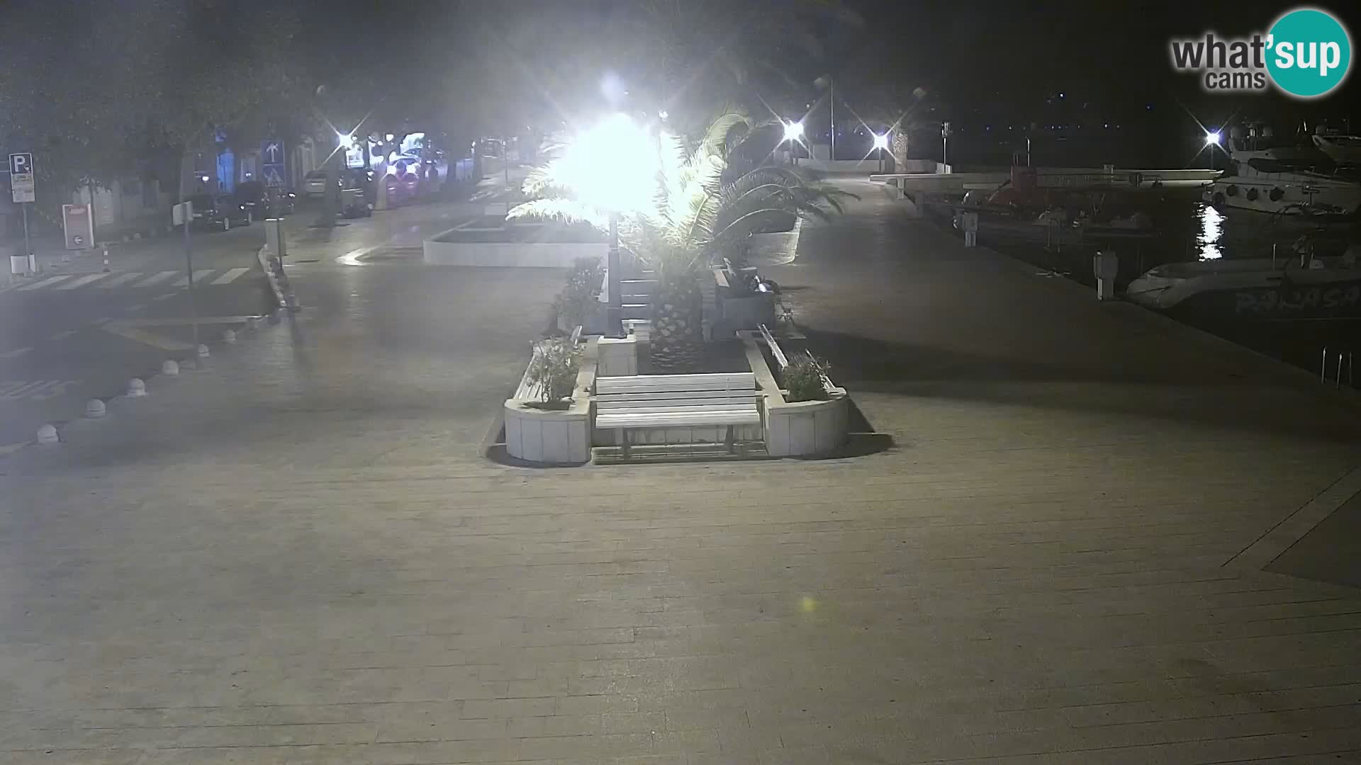 Baška Voda promenade webcam