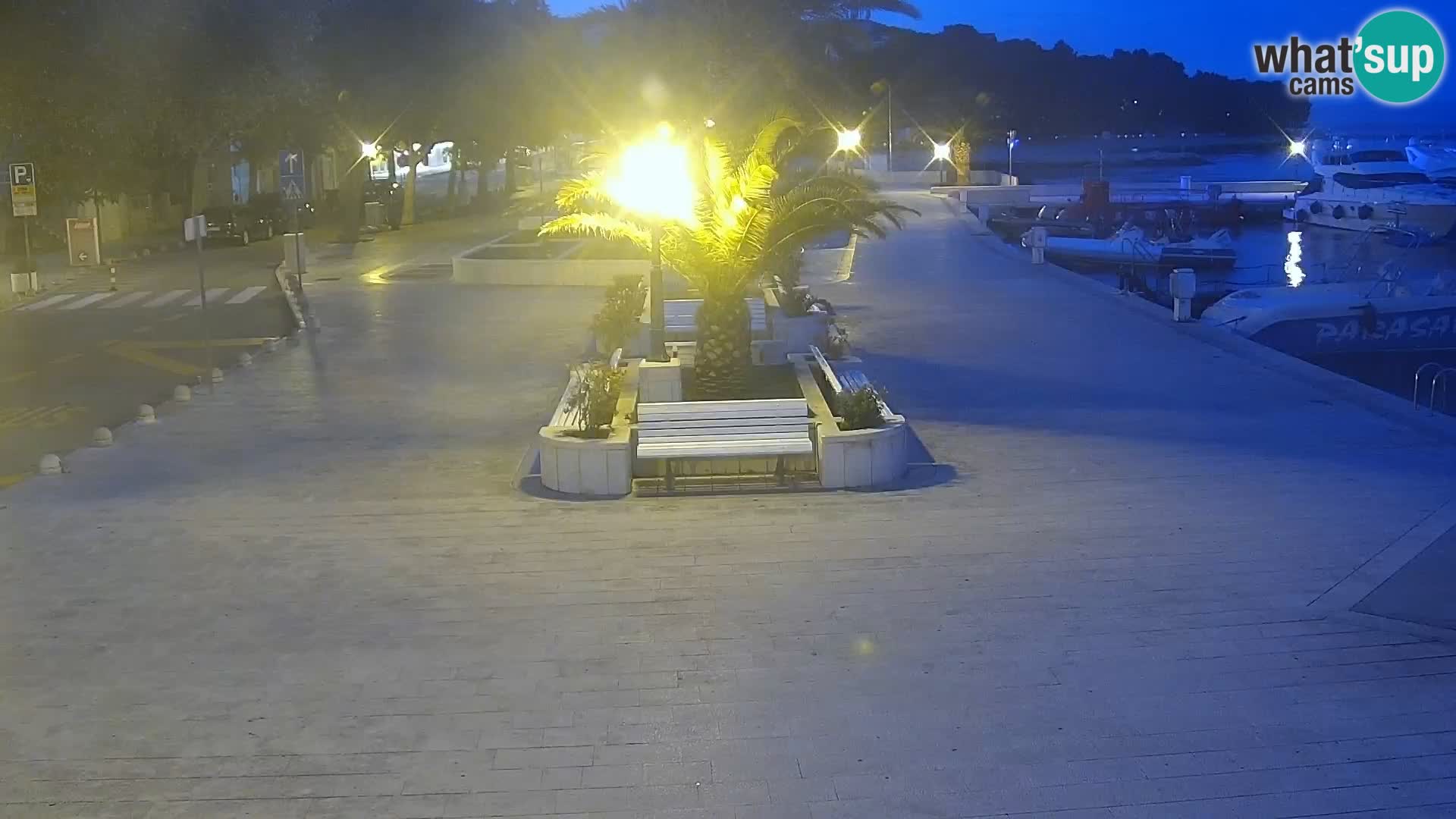 Baška Voda promenade webcam