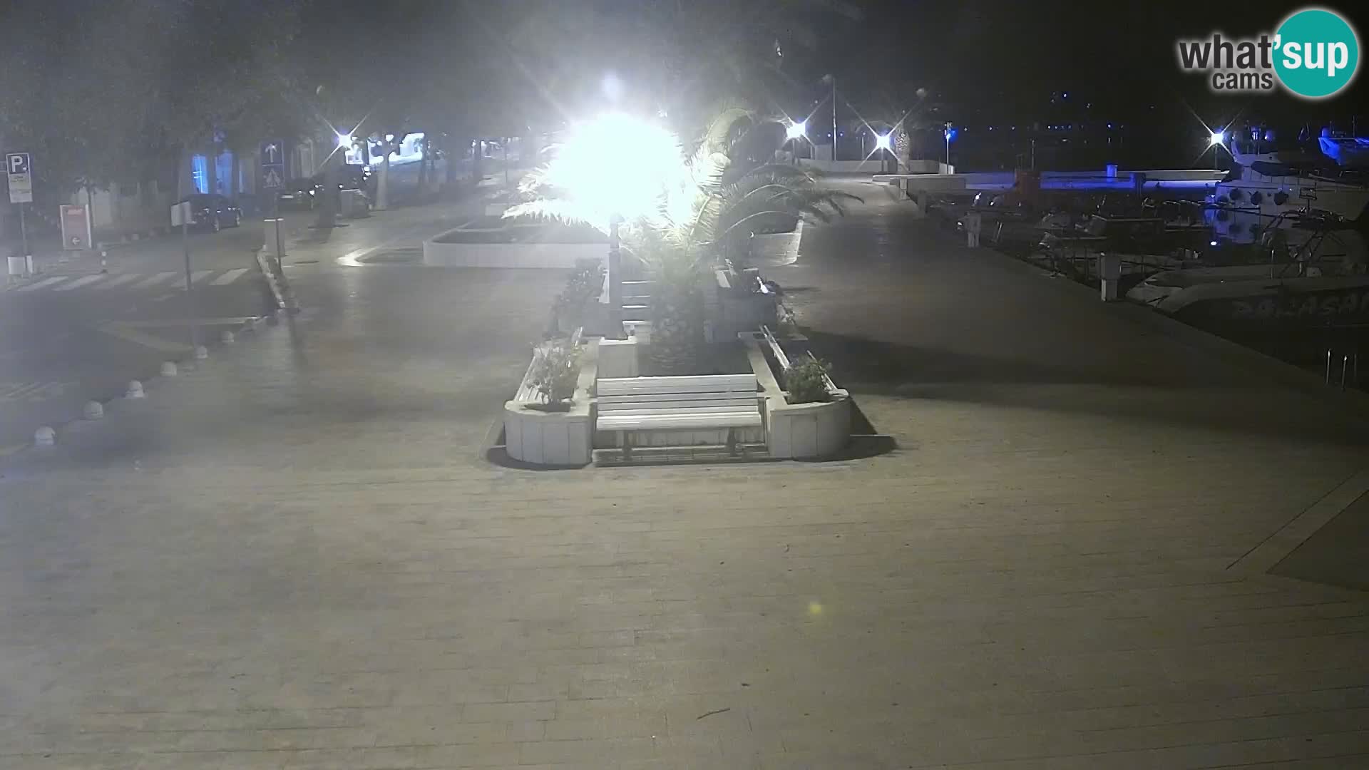 Baška Voda promenade webcam