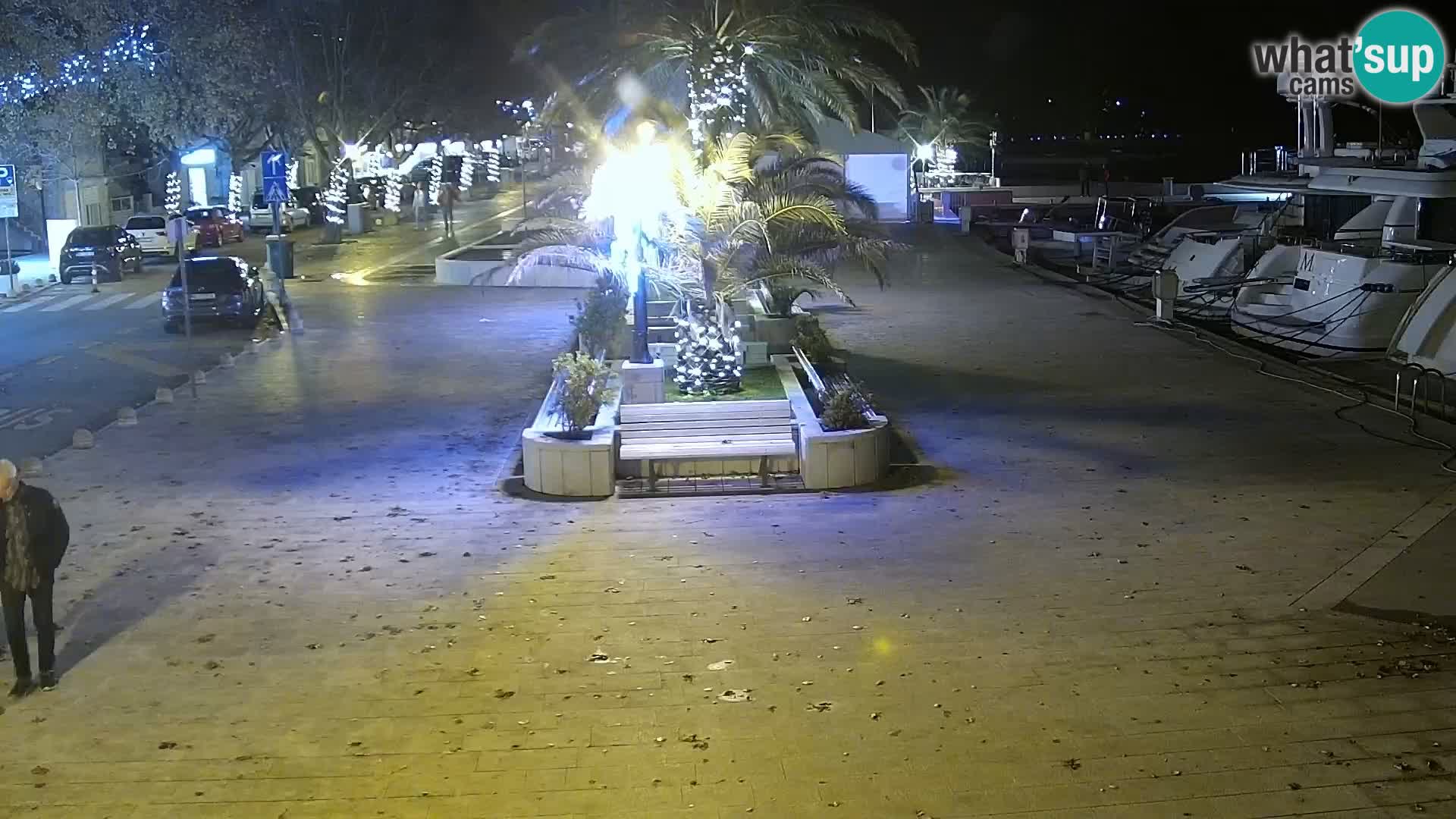 Baška Voda promenade webcam