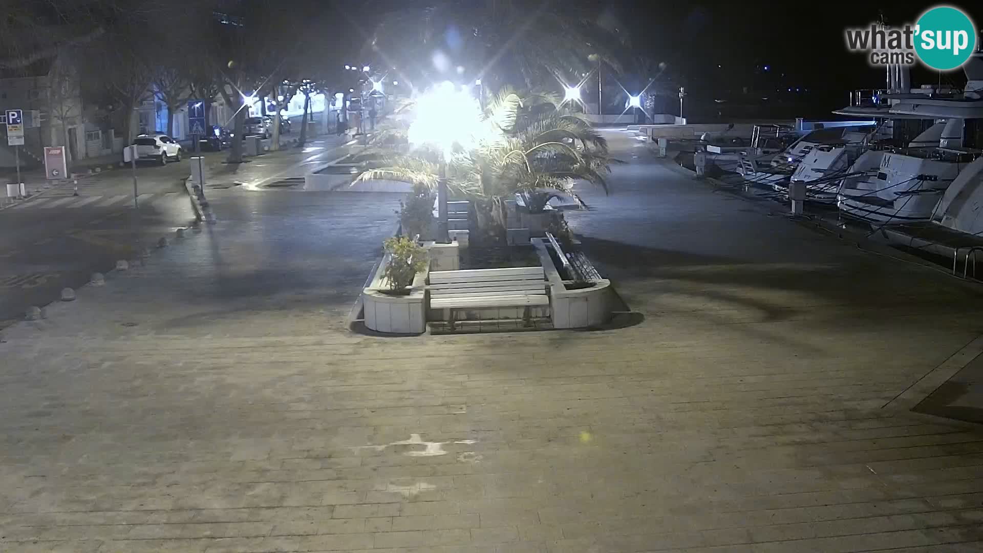 Baška Voda promenade webcam