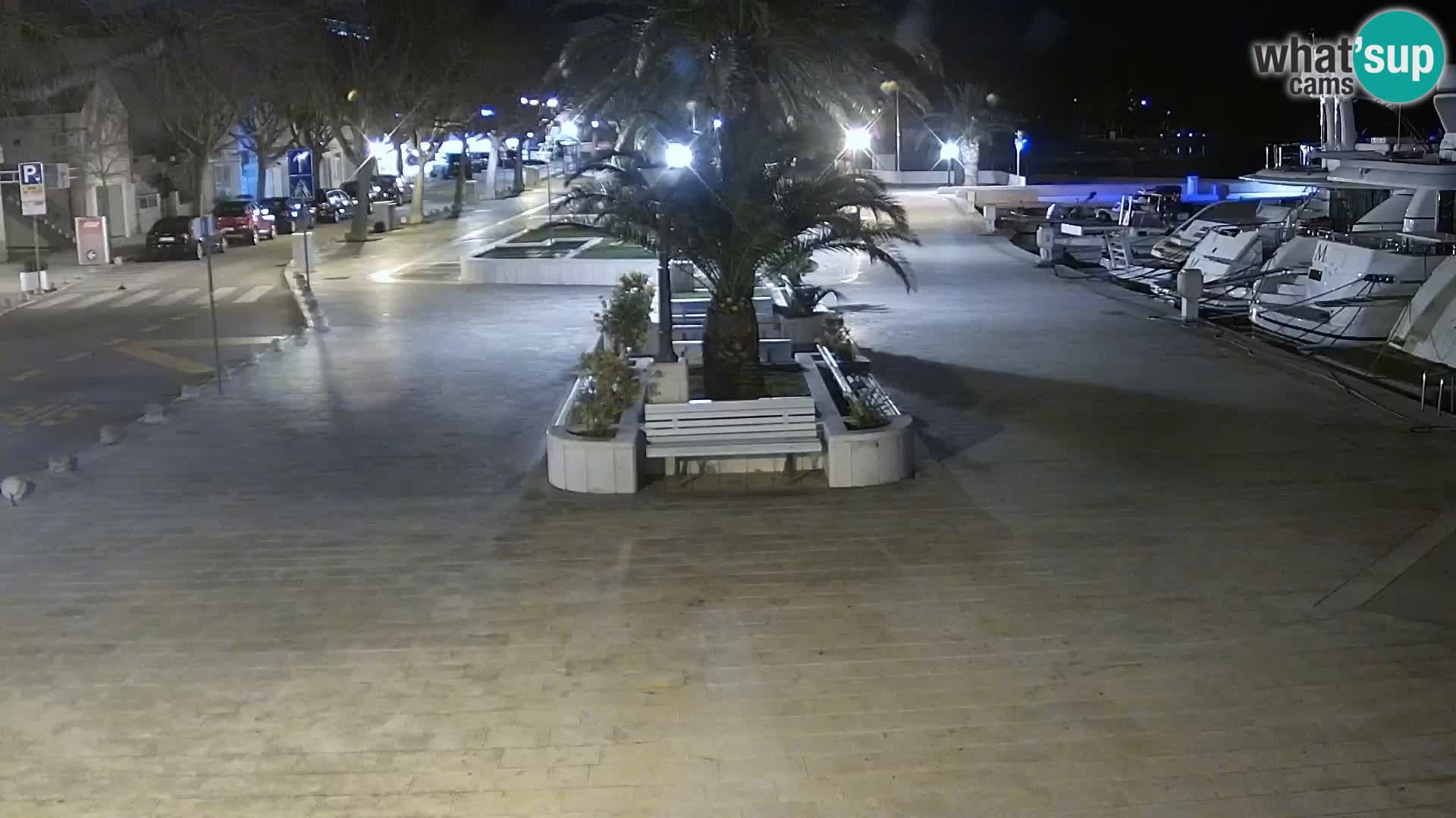Baška Voda promenade webcam