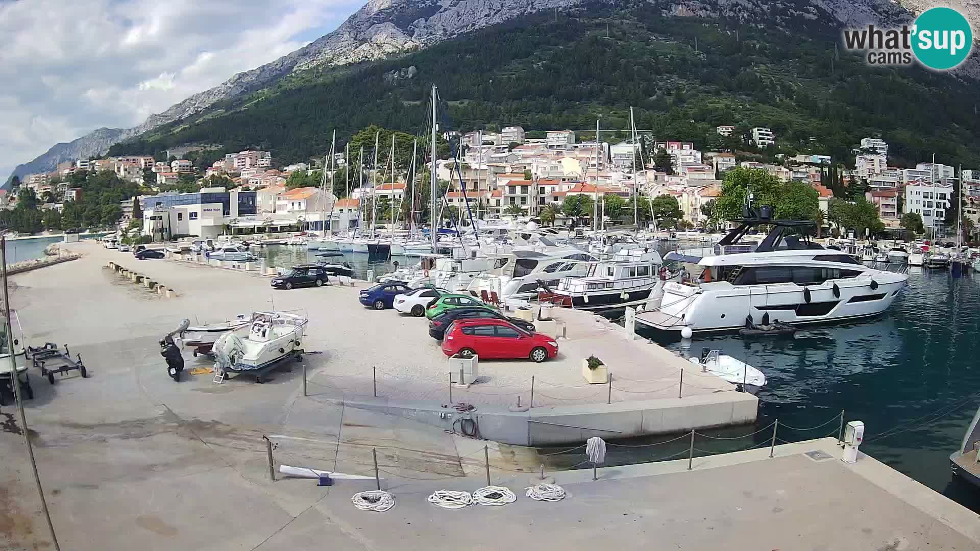 Spletna kamera – Baška Voda, pogled na mesto in goro Biokovo