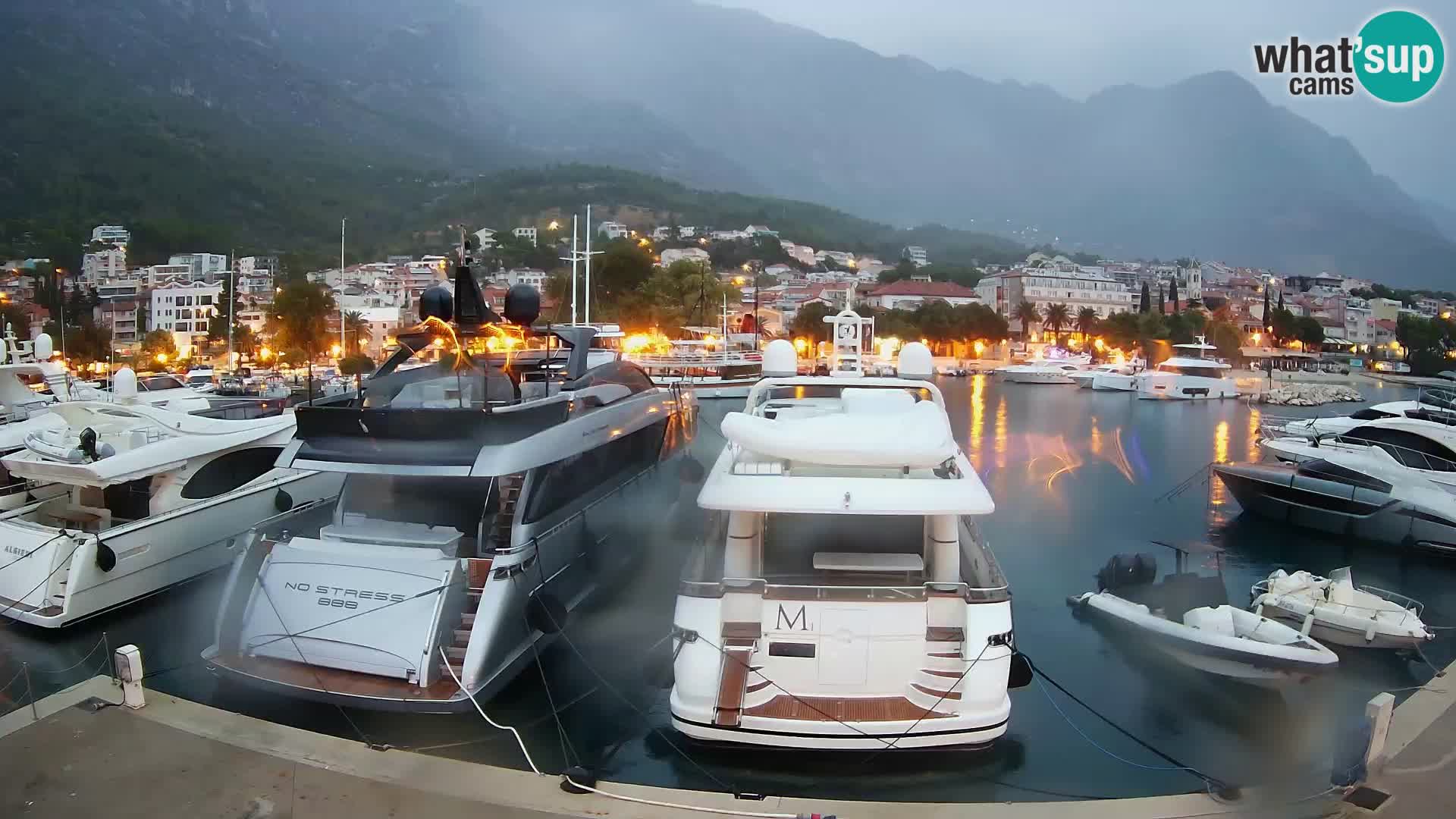 Webcam Live – View of Baška Voda and Biokovo mountain