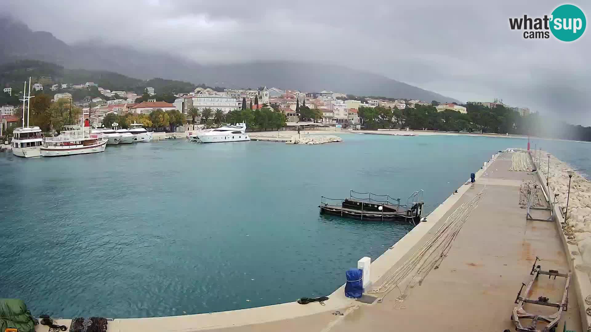 Webcam Live – Panorama di Baška Voda e delle montagne Biokovo