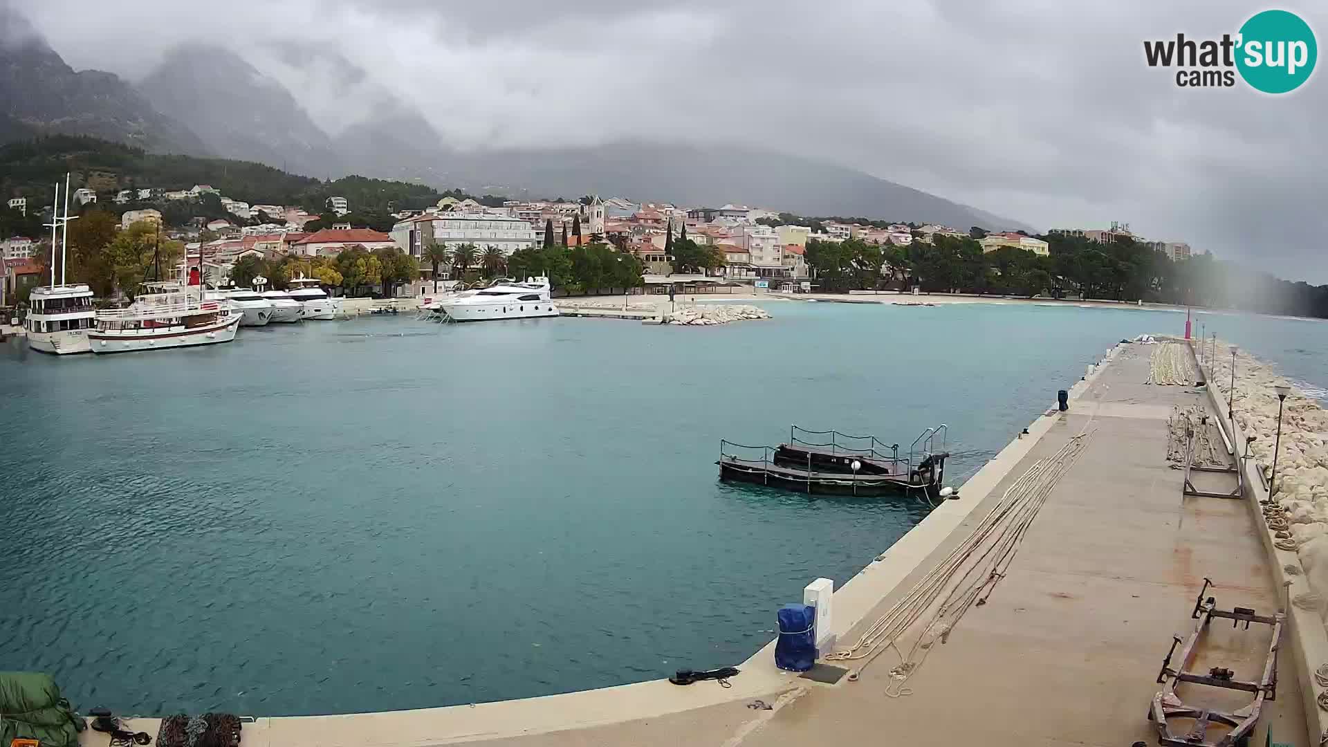 Webcam Live – Panorama di Baška Voda e delle montagne Biokovo