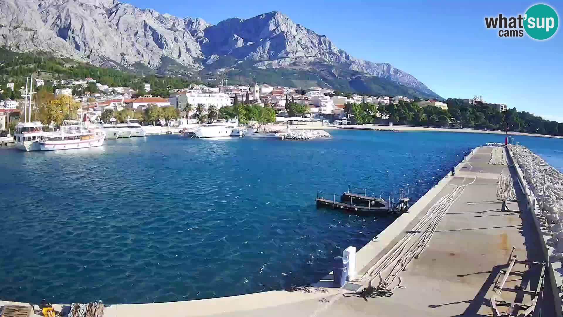 Spletna kamera – Baška Voda, pogled na mesto in goro Biokovo