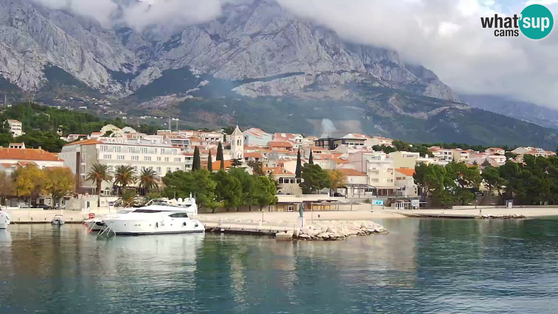 Spletna kamera – Baška Voda, pogled na mesto in goro Biokovo