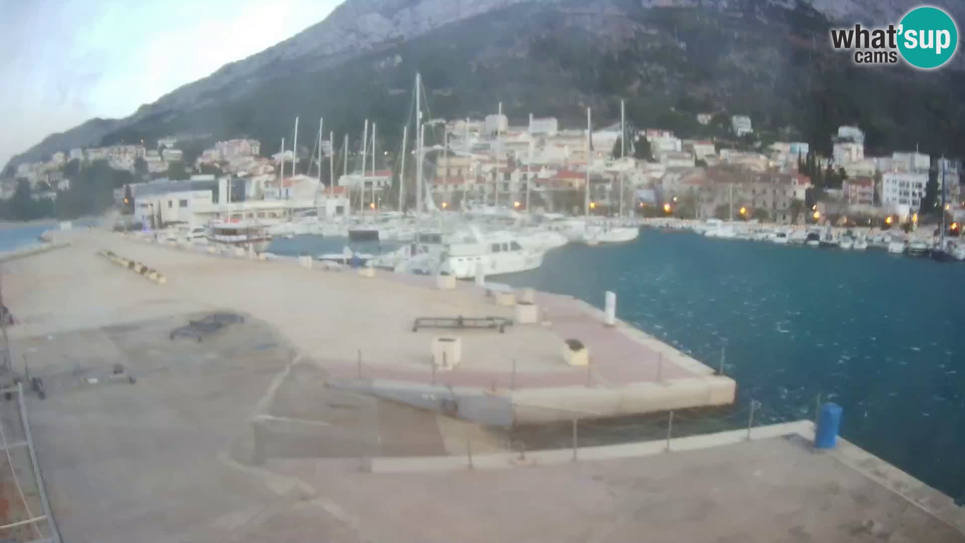 Webcam Baška Voda – Marina – Stadt und Gebirge Biokovo