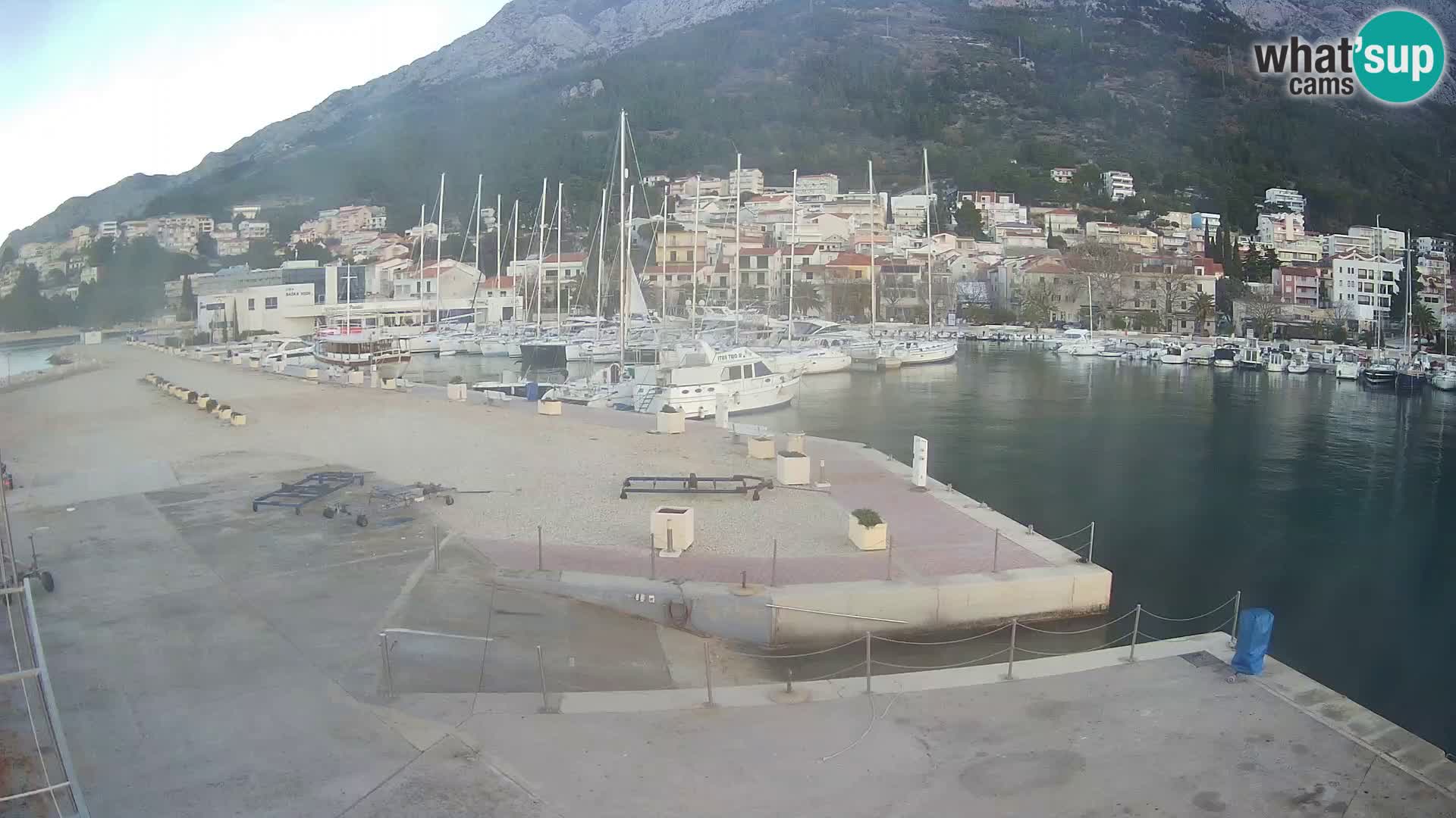 Webcam Live – View of Baška Voda and Biokovo mountain