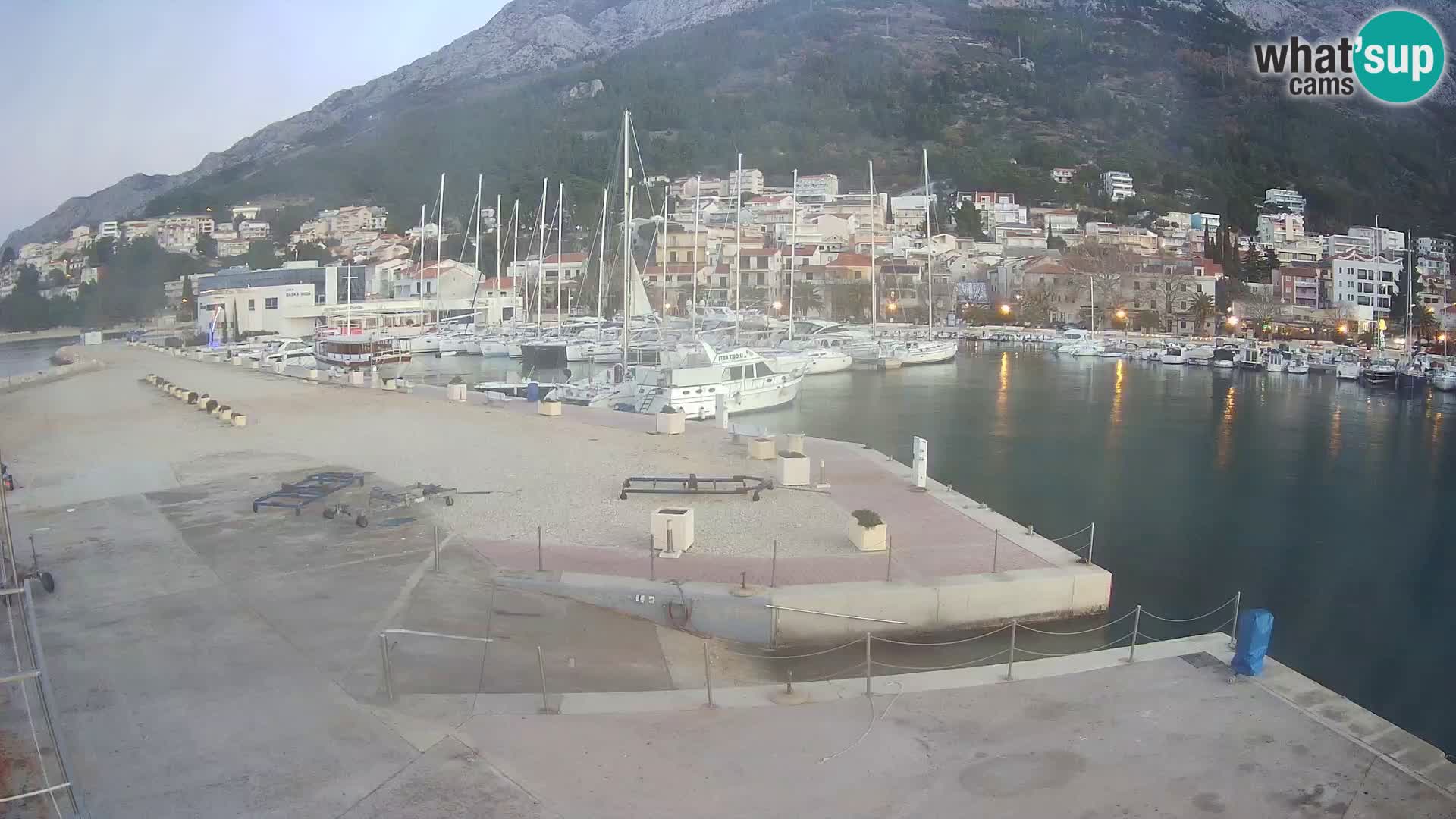 Webcam Baška Voda – Marina – Stadt und Gebirge Biokovo