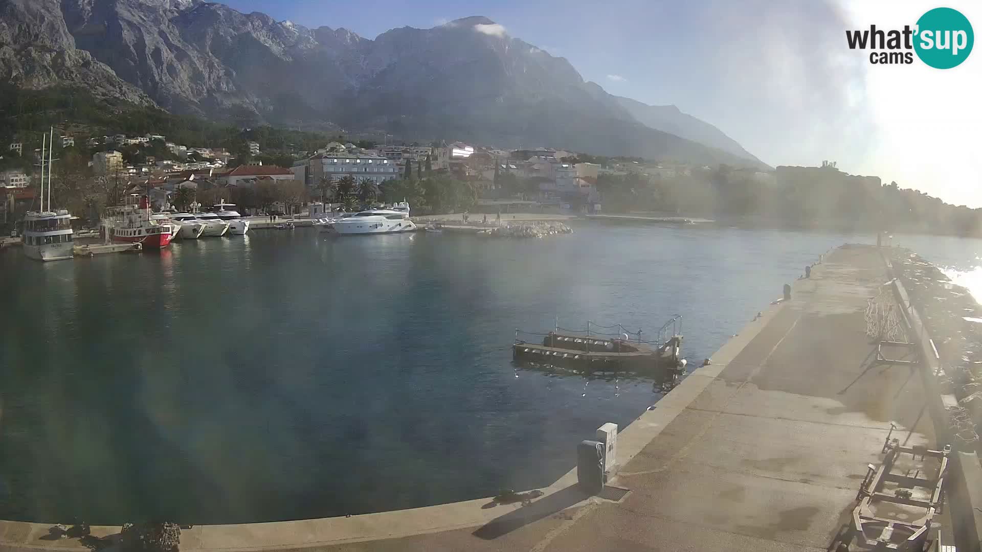 Webcam Live – View of Baška Voda and Biokovo mountain