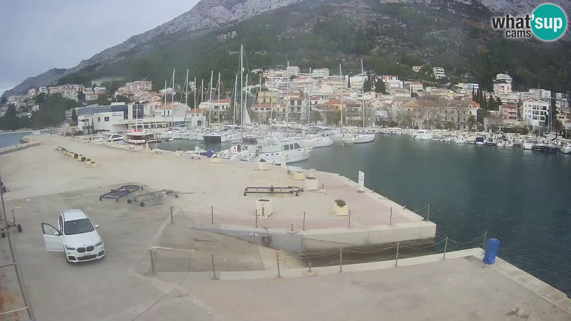 Webcam Live – View of Baška Voda and Biokovo mountain