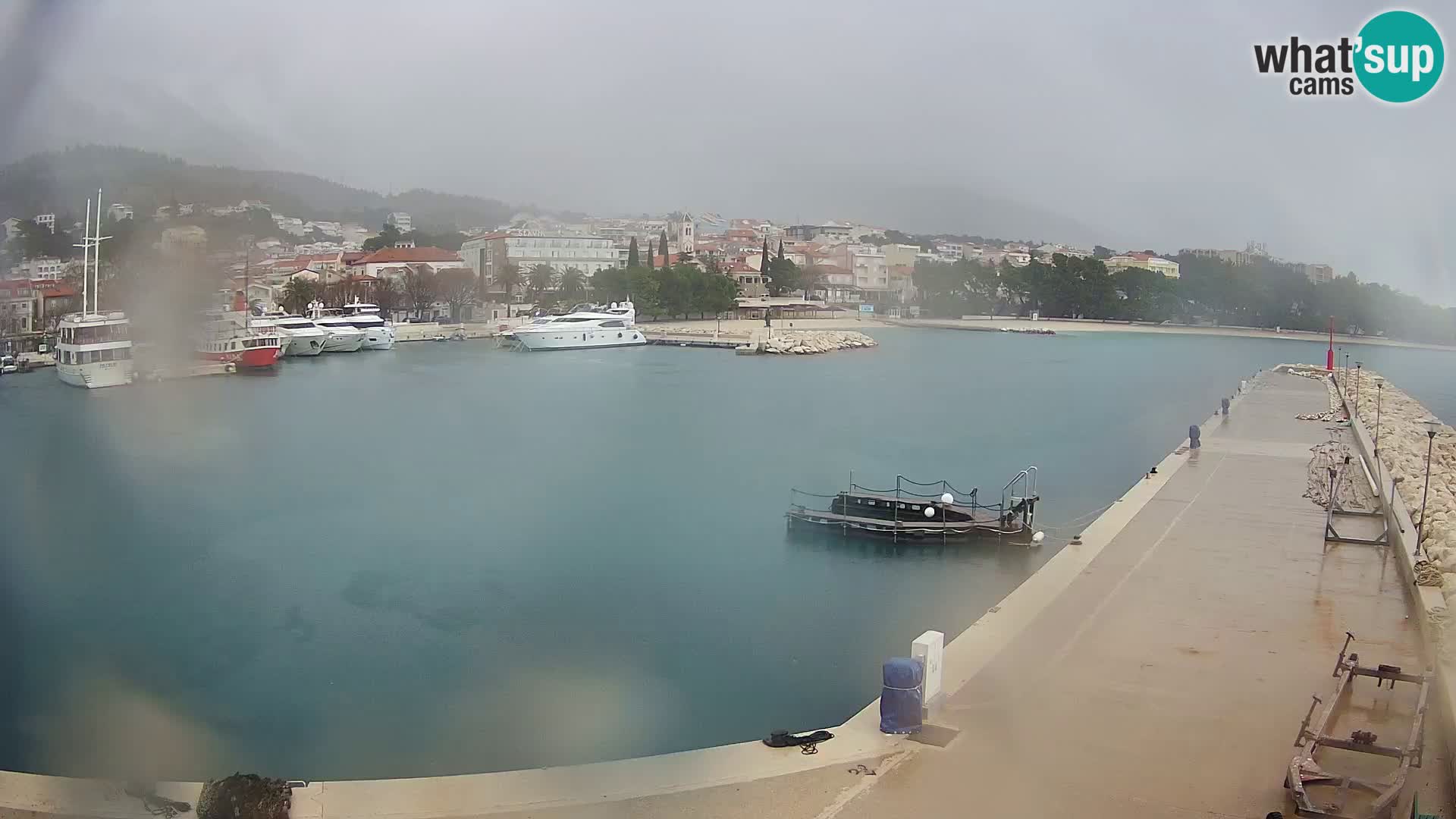 Webcam Live – View of Baška Voda and Biokovo mountain