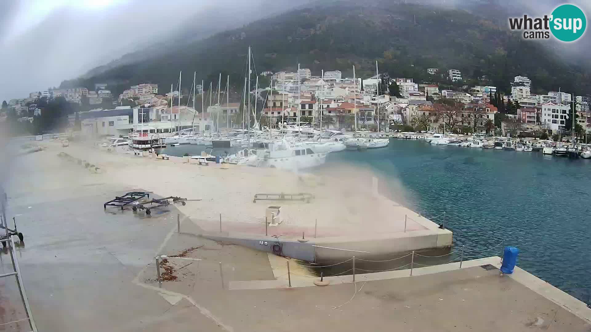 Webcam Live – View of Baška Voda and Biokovo mountain