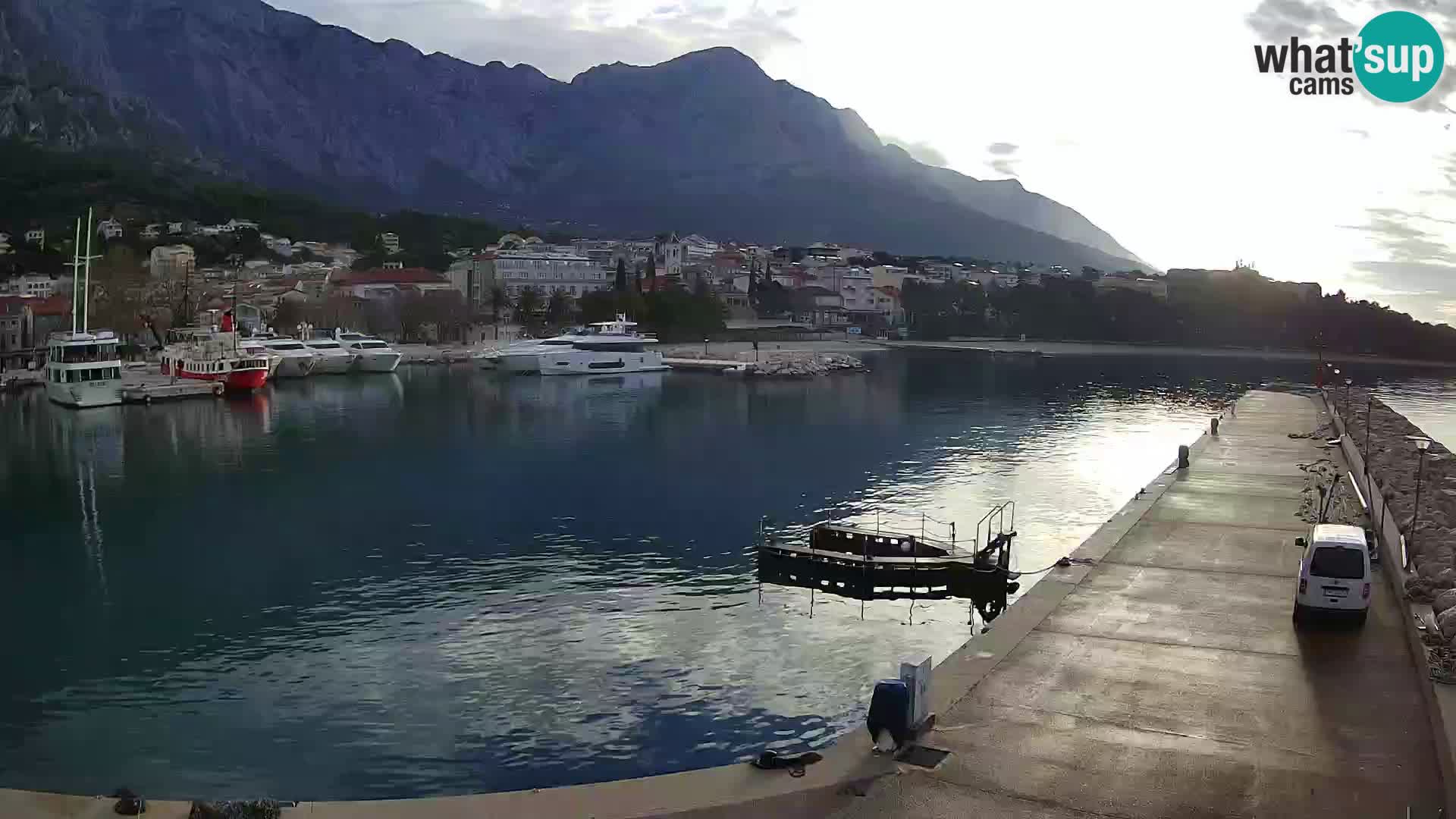 Webcam Live – Panorama di Baška Voda e delle montagne Biokovo