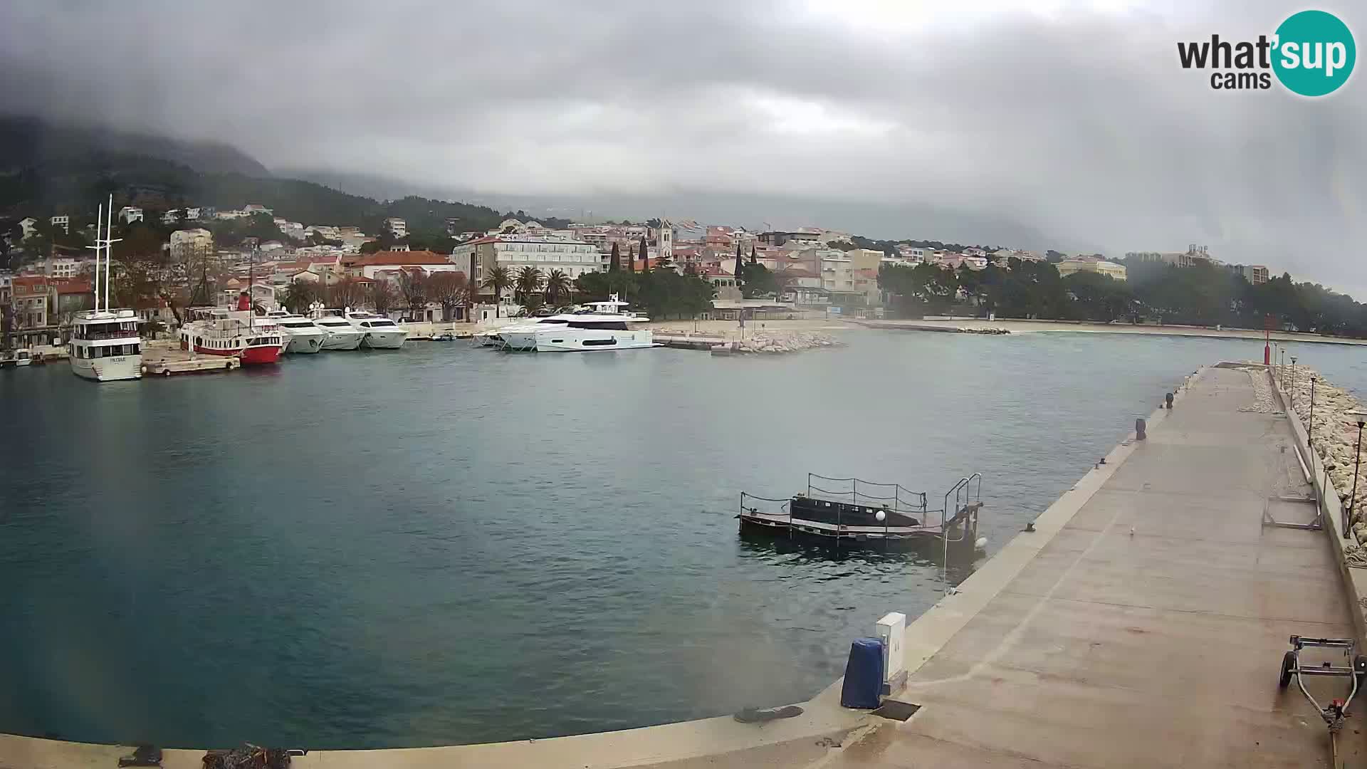 Webcam Live – View of Baška Voda and Biokovo mountain