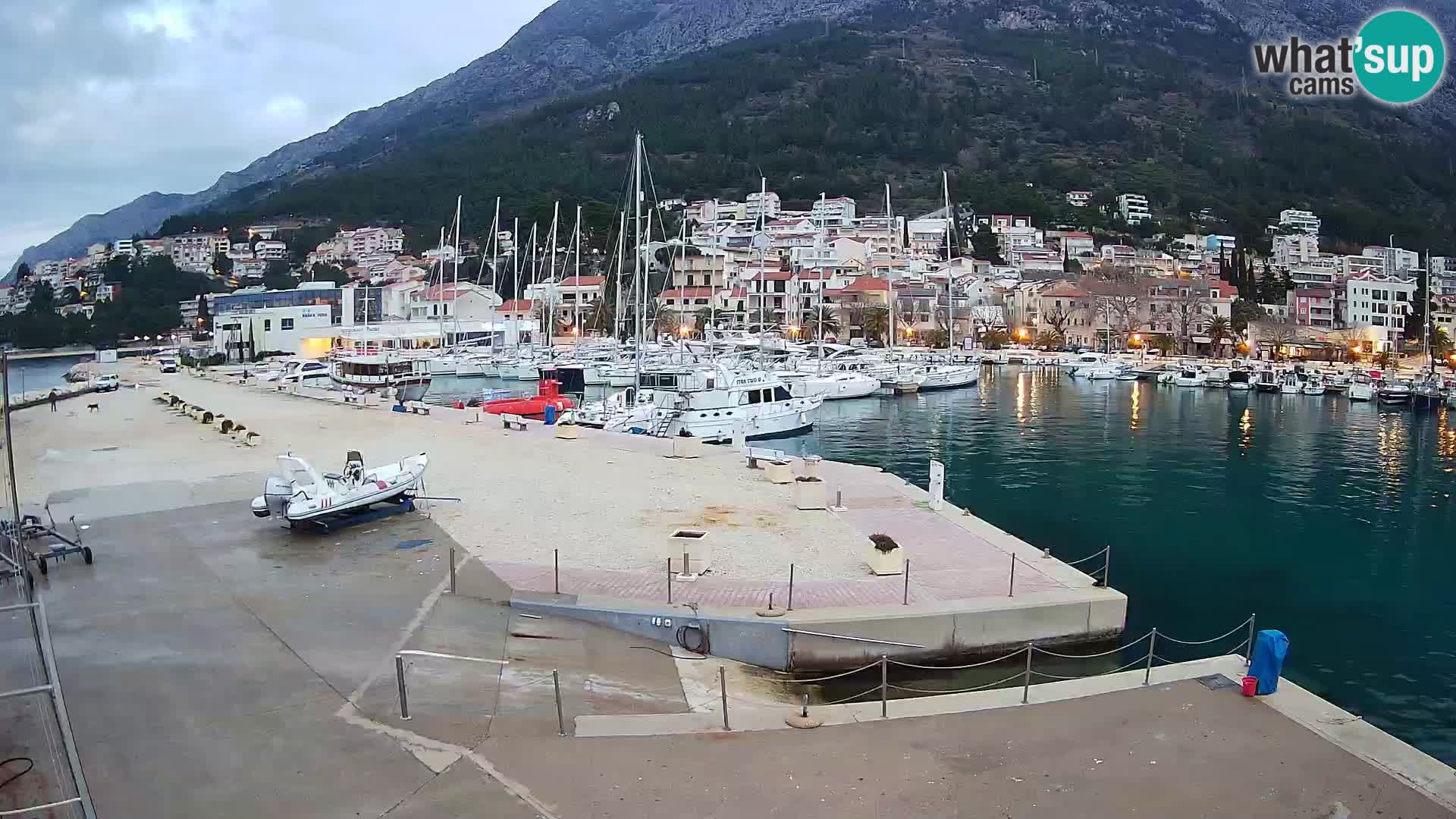 Webcam Live – Panorama di Baška Voda e delle montagne Biokovo