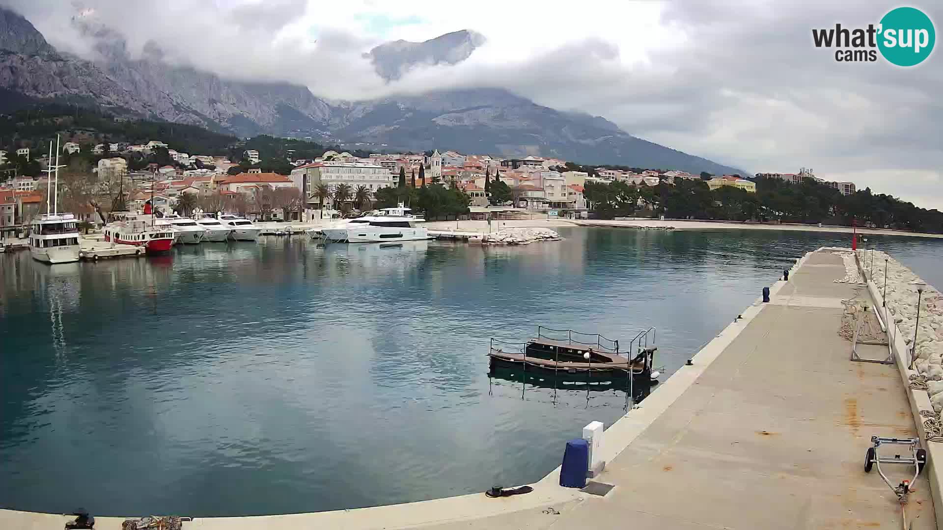 Webcam Live – View of Baška Voda and Biokovo mountain