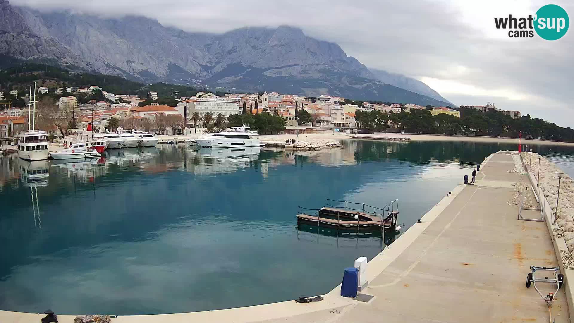 Webcam Live – View of Baška Voda and Biokovo mountain