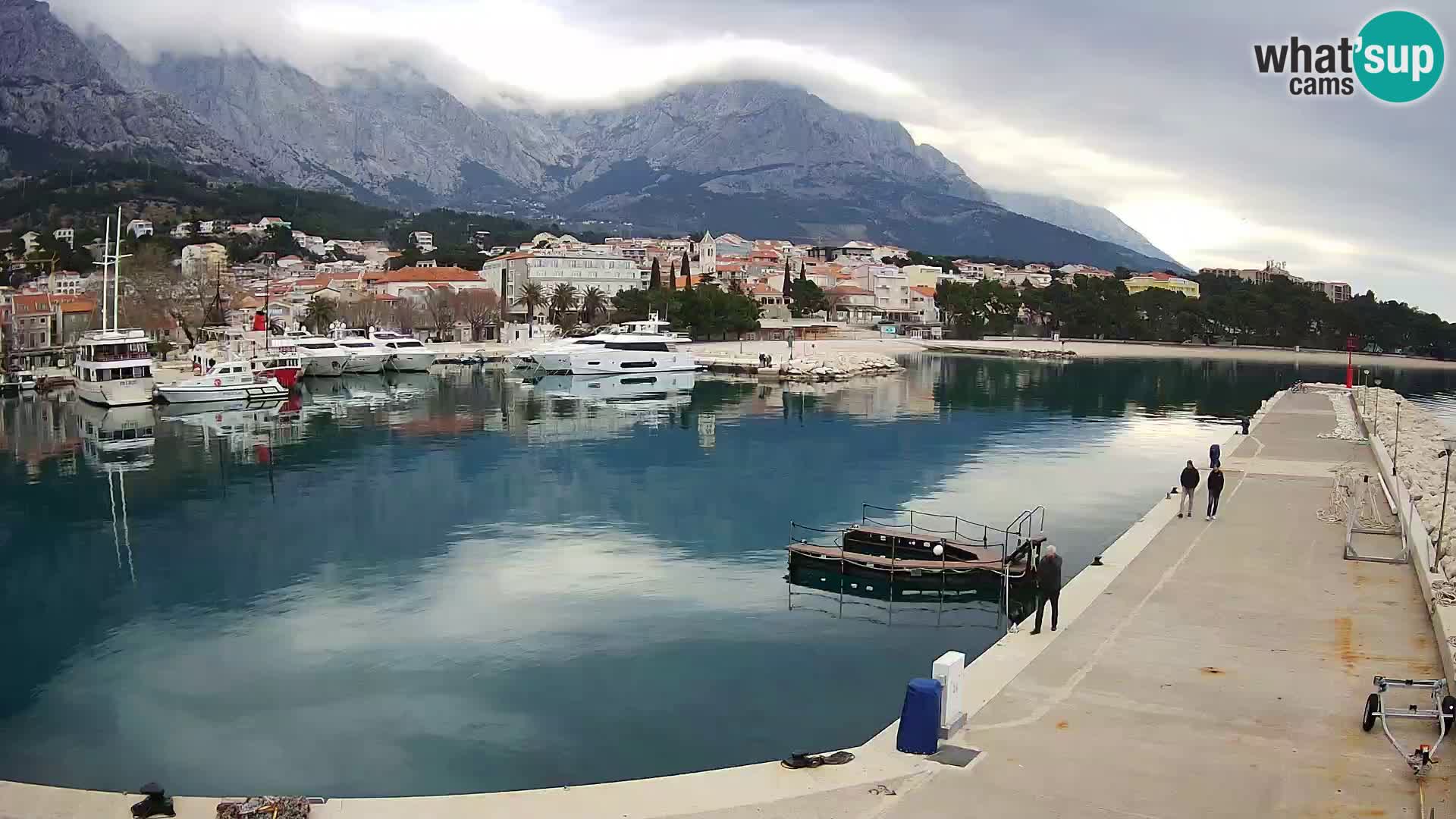 Webcam Live – View of Baška Voda and Biokovo mountain