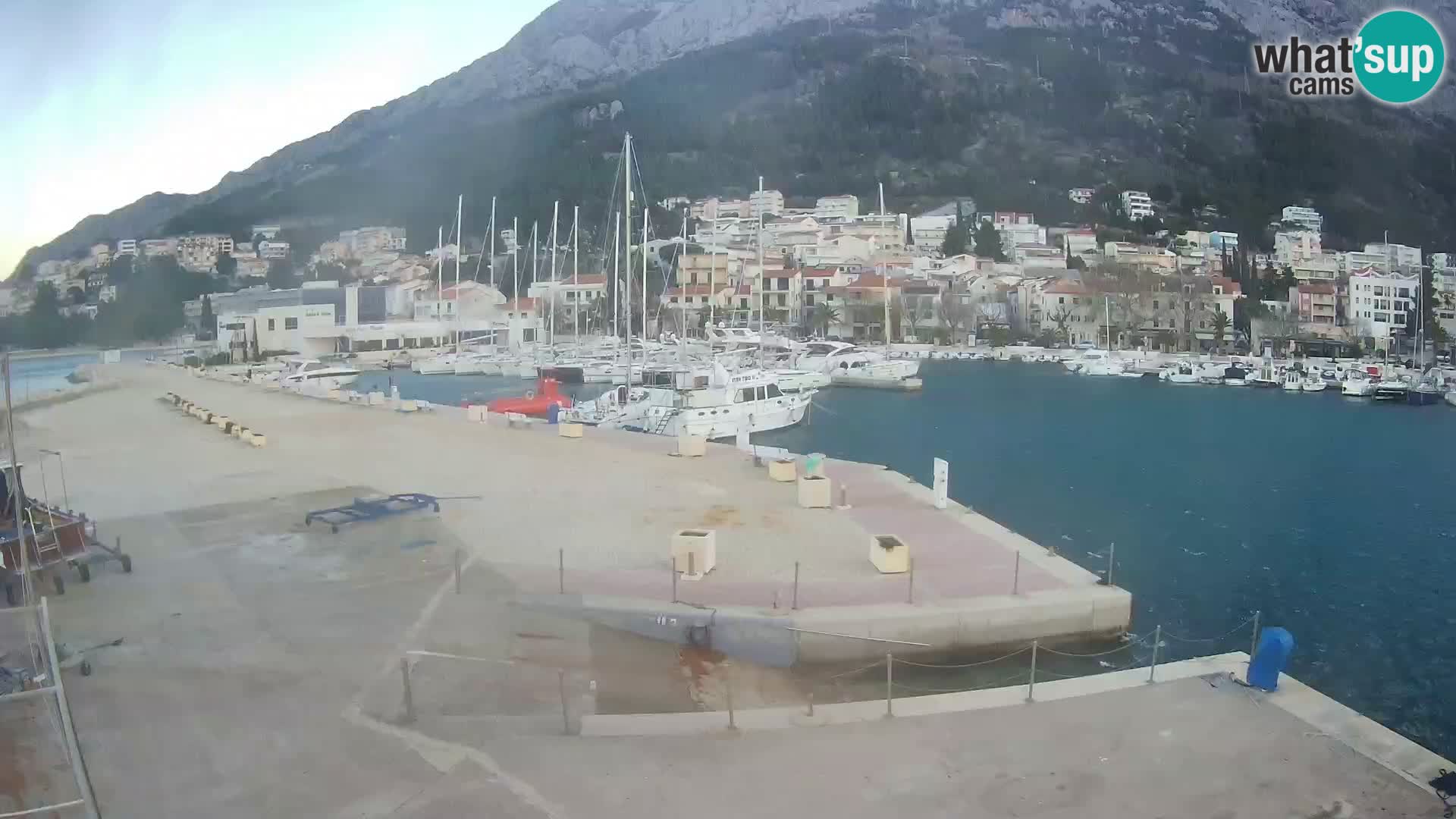 Webcam Live – View of Baška Voda and Biokovo mountain