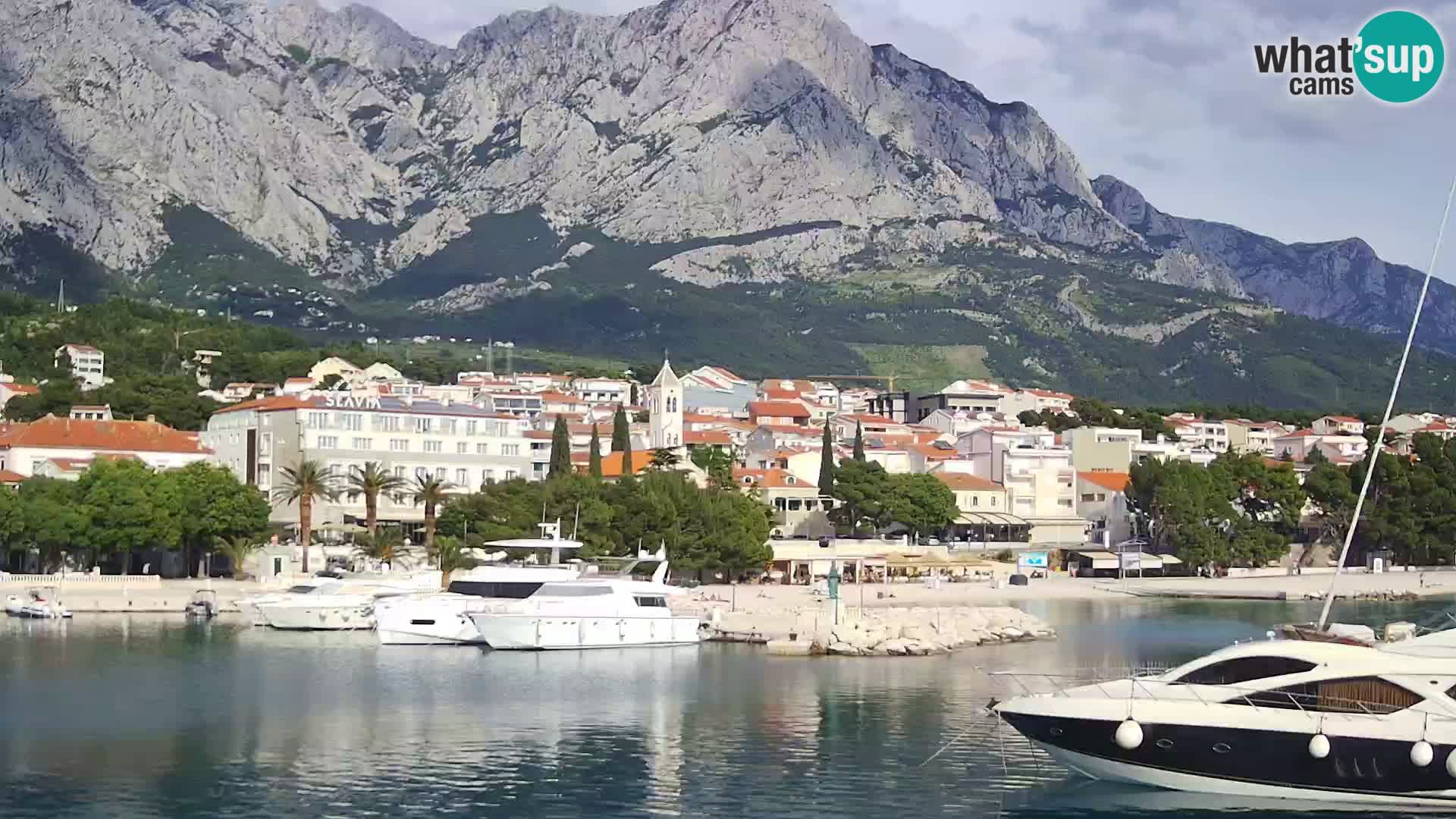 Spletna kamera – Baška Voda, pogled na mesto in goro Biokovo