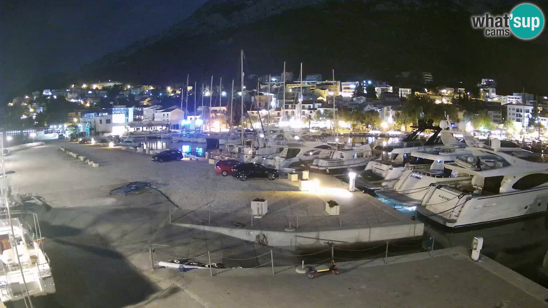 Spletna kamera – Baška Voda, pogled na mesto in goro Biokovo