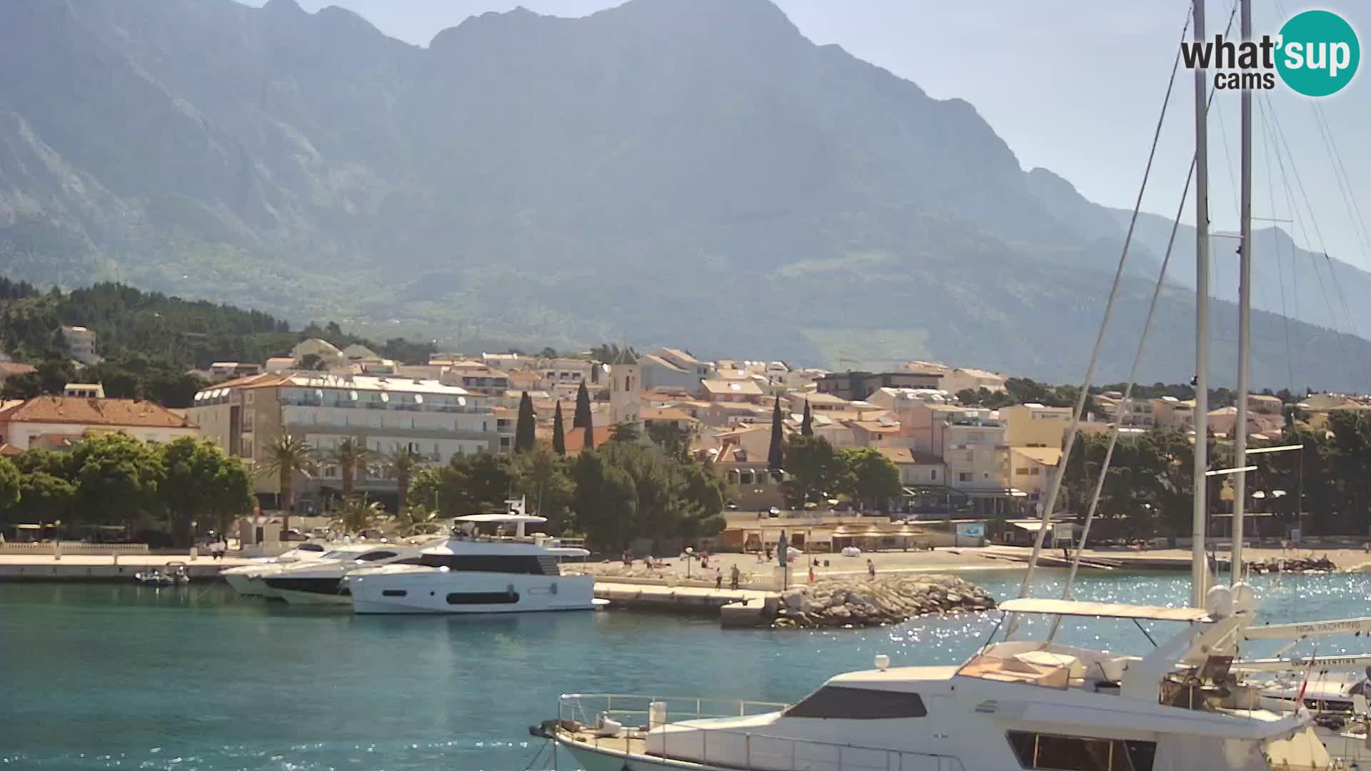 Webcam Live – View of Baška Voda and Biokovo mountain