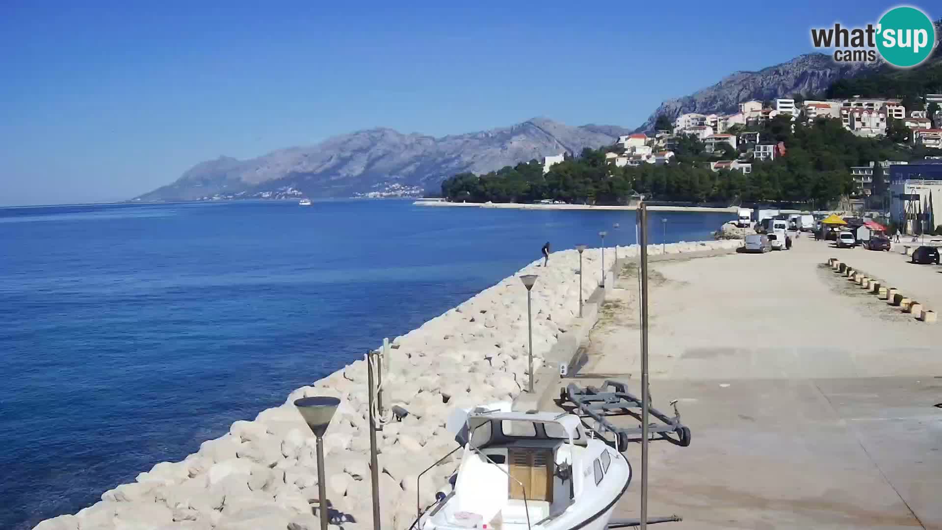 Webcam Basca Voda –  Vista desde el puerto deportivo de la ciudad y la montaña Biokovo
