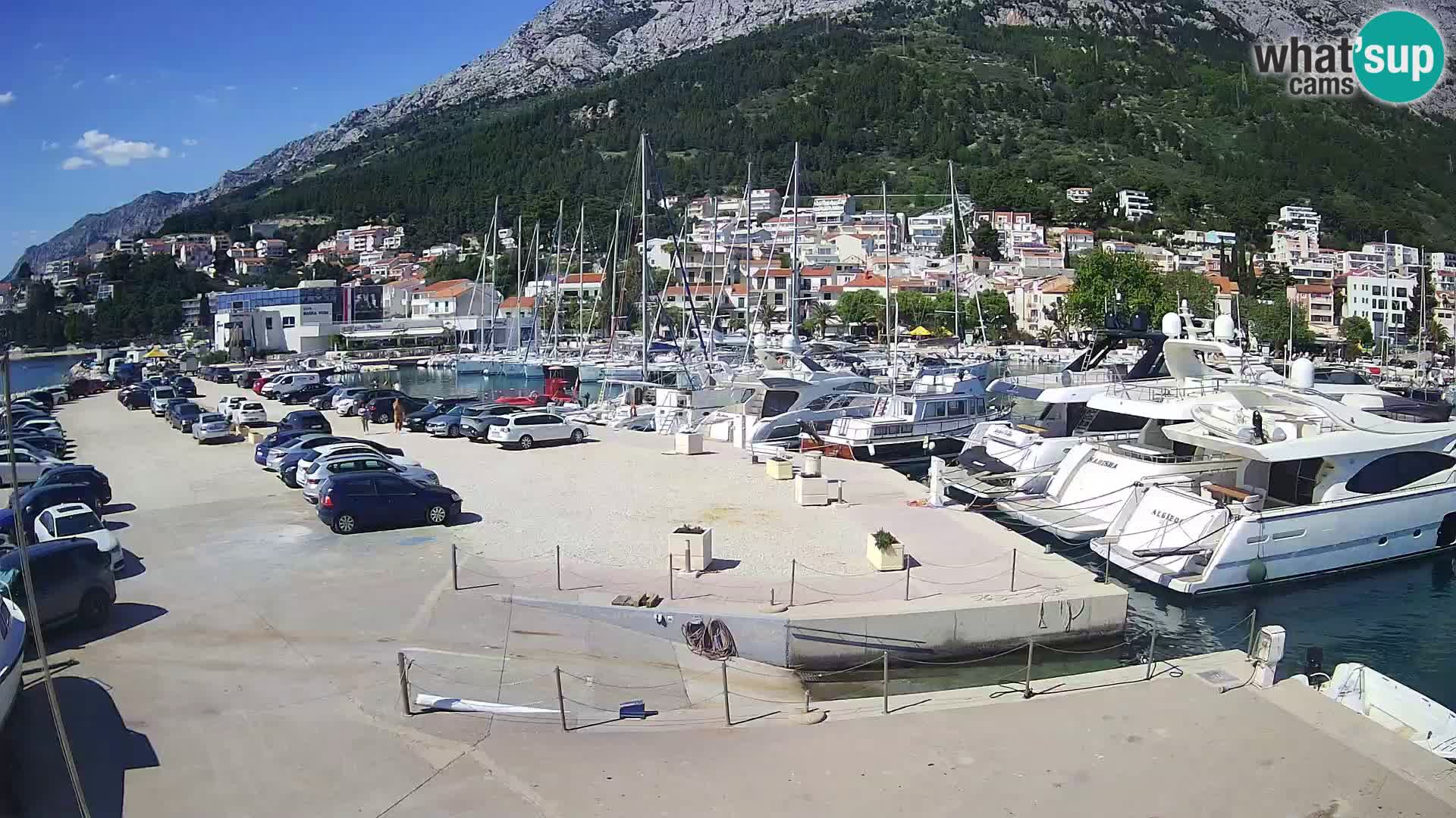 Spletna kamera – Baška Voda, pogled na mesto in goro Biokovo
