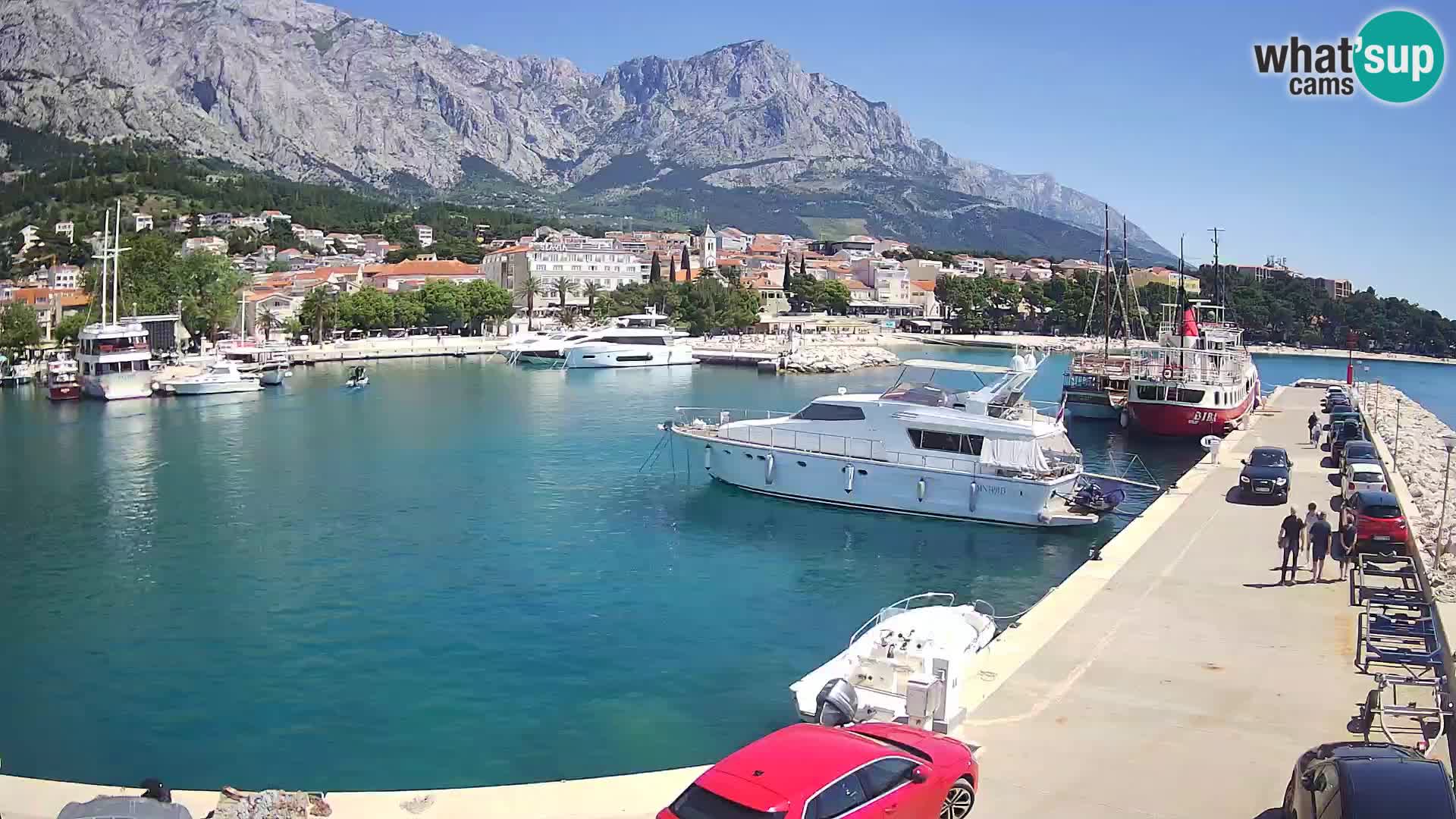 Web Kamera Baška Voda luka – Pogled na grad i masiv Biokovo