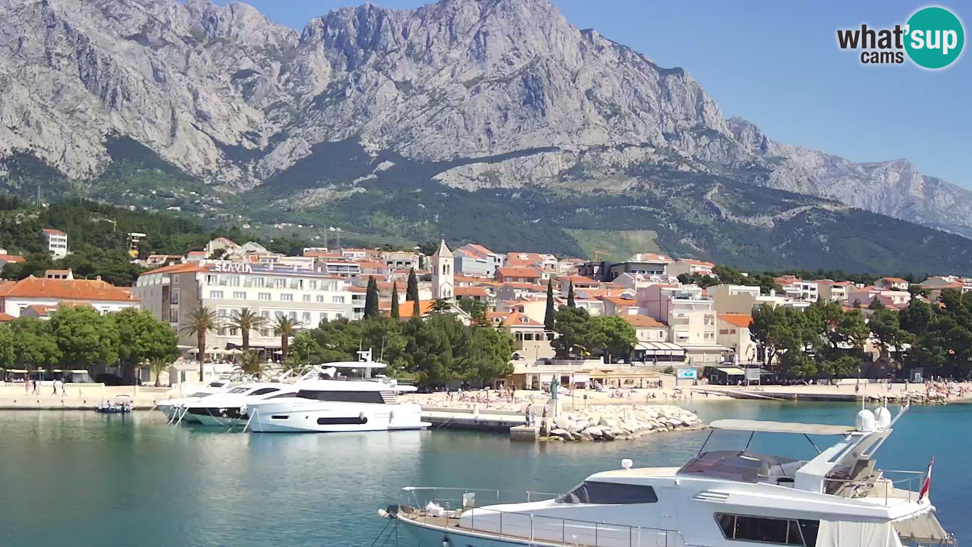 Web Kamera Baška Voda luka – Pogled na grad i masiv Biokovo