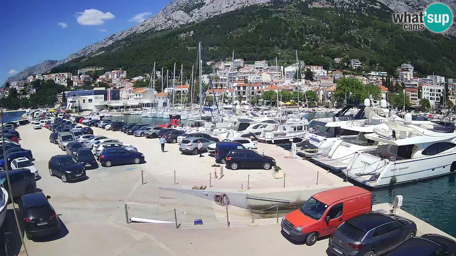 Spletna kamera – Baška Voda, pogled na mesto in goro Biokovo