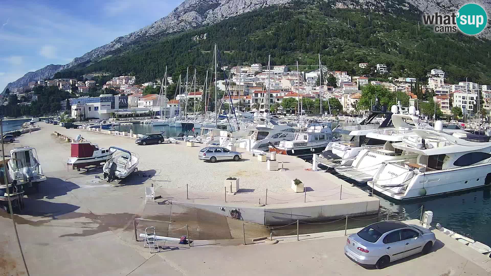 Spletna kamera – Baška Voda, pogled na mesto in goro Biokovo