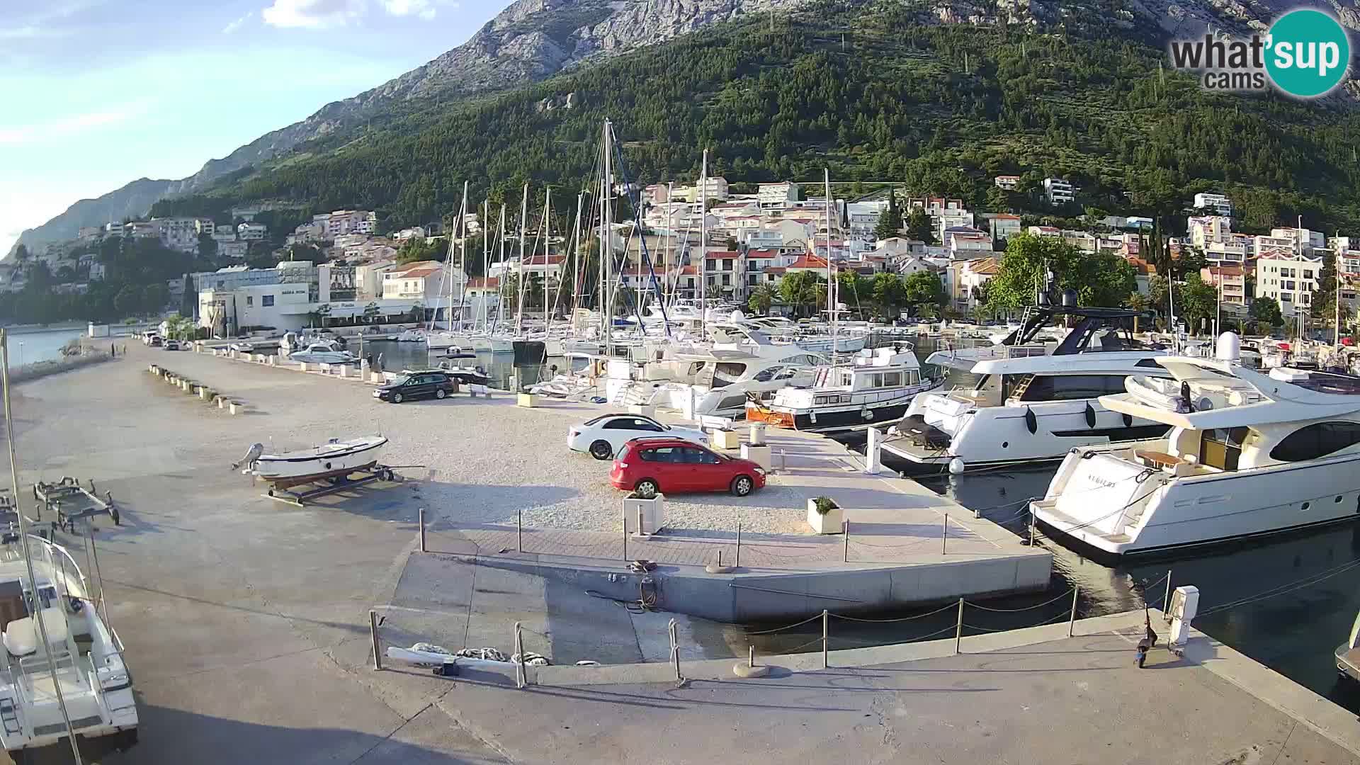 Web Kamera Baška Voda luka – Pogled na grad i masiv Biokovo