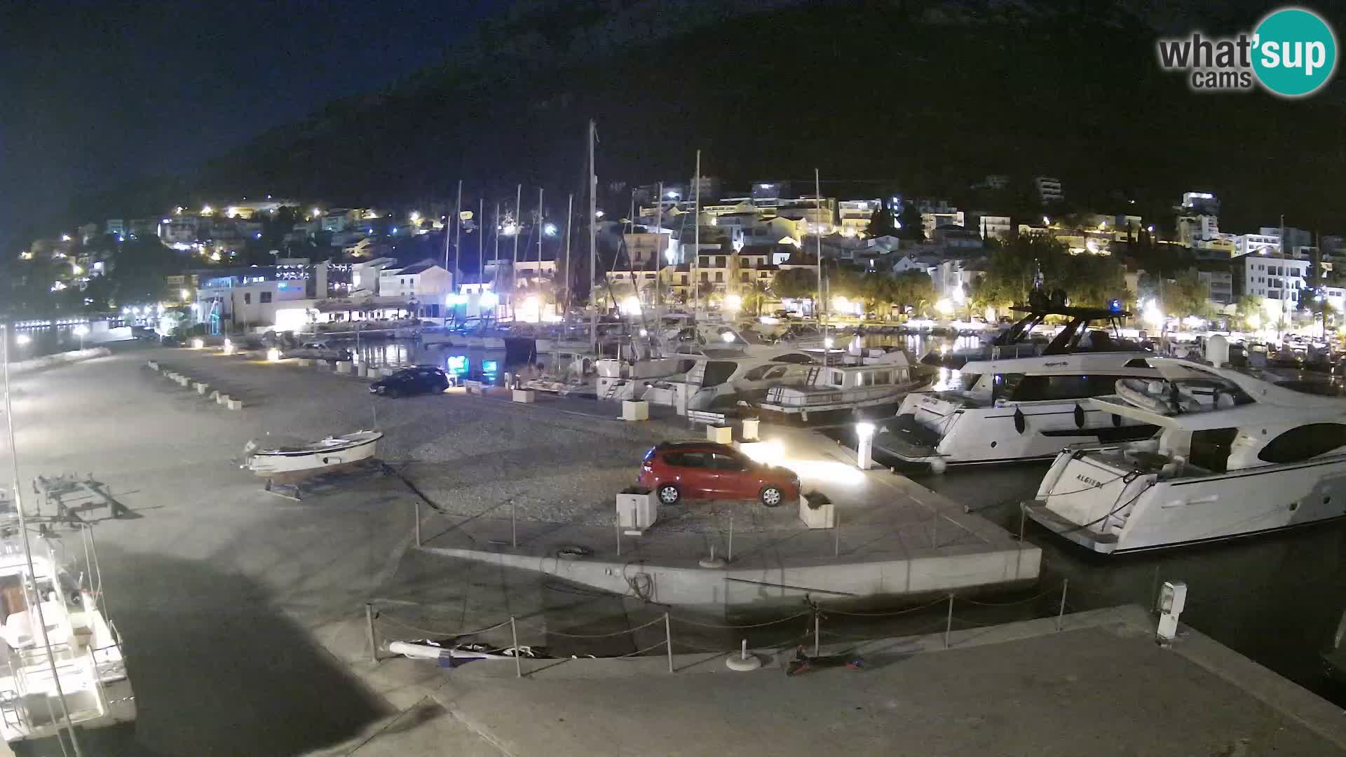 Spletna kamera – Baška Voda, pogled na mesto in goro Biokovo