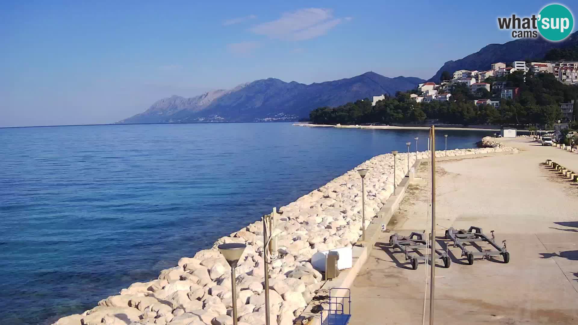 Spletna kamera – Baška Voda, pogled na mesto in goro Biokovo