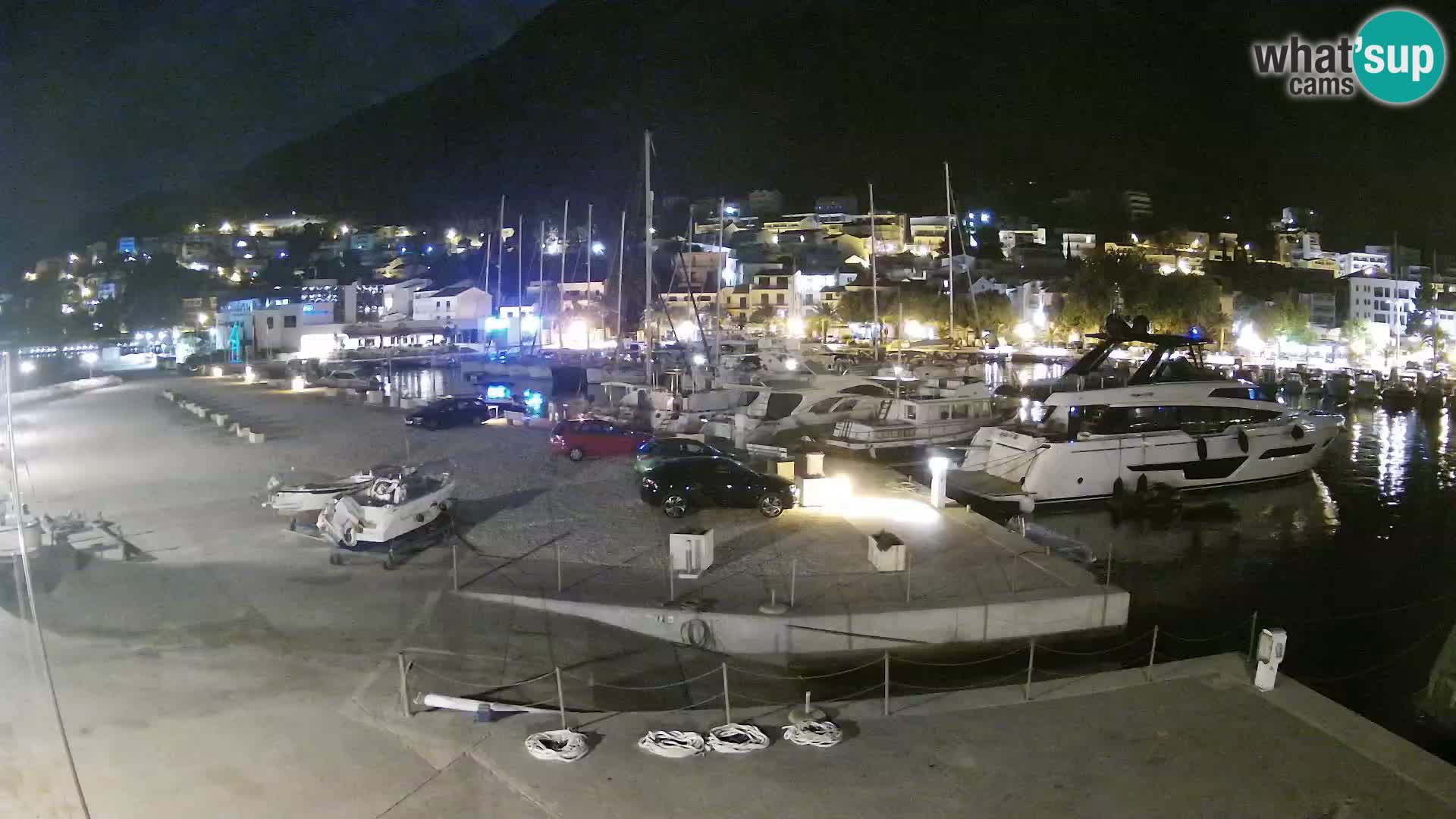 Spletna kamera – Baška Voda, pogled na mesto in goro Biokovo