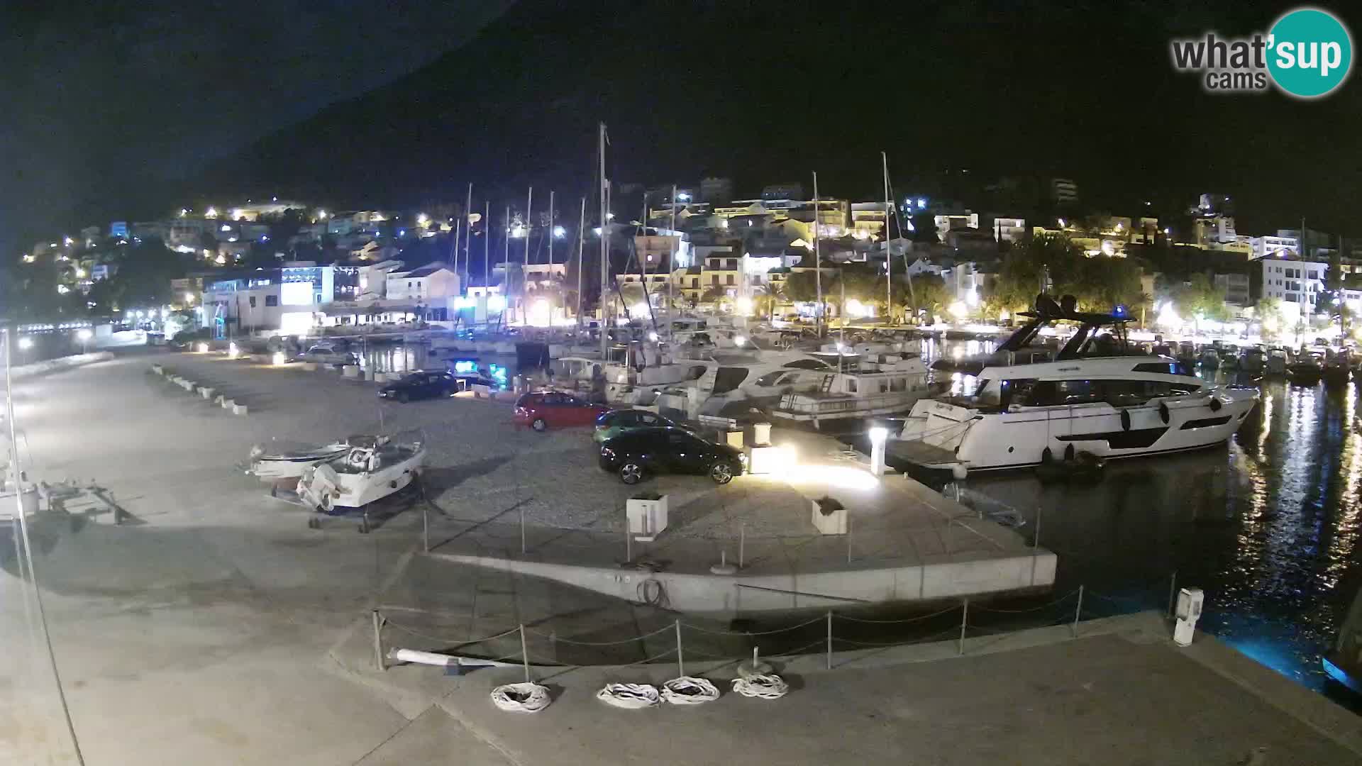 Spletna kamera – Baška Voda, pogled na mesto in goro Biokovo