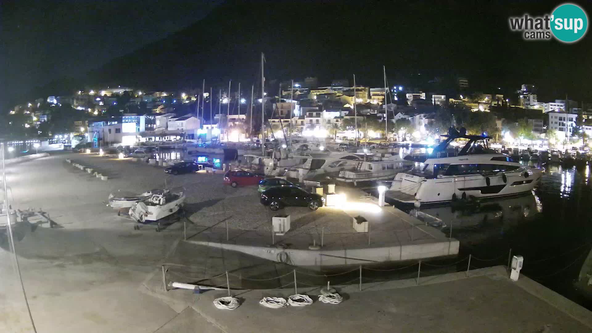 Spletna kamera – Baška Voda, pogled na mesto in goro Biokovo